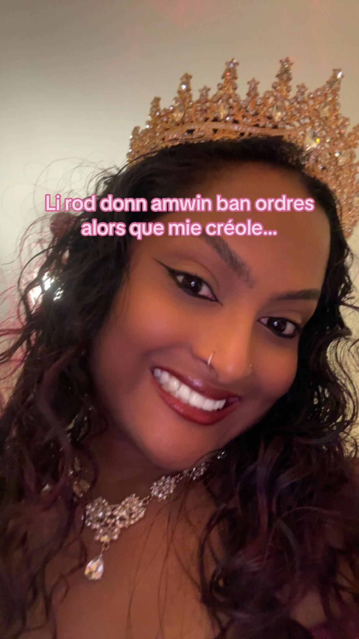 @𝔐𝔢𝔩𝔞𝔱𝔬𝔫𝔦𝔫 🧚🏽&zwj;♀️