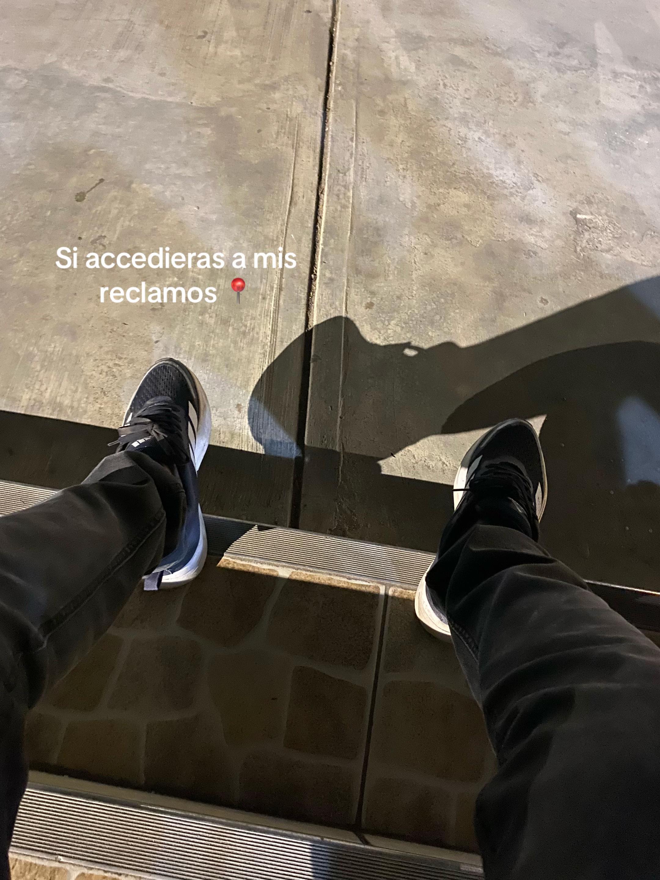 @🫦
