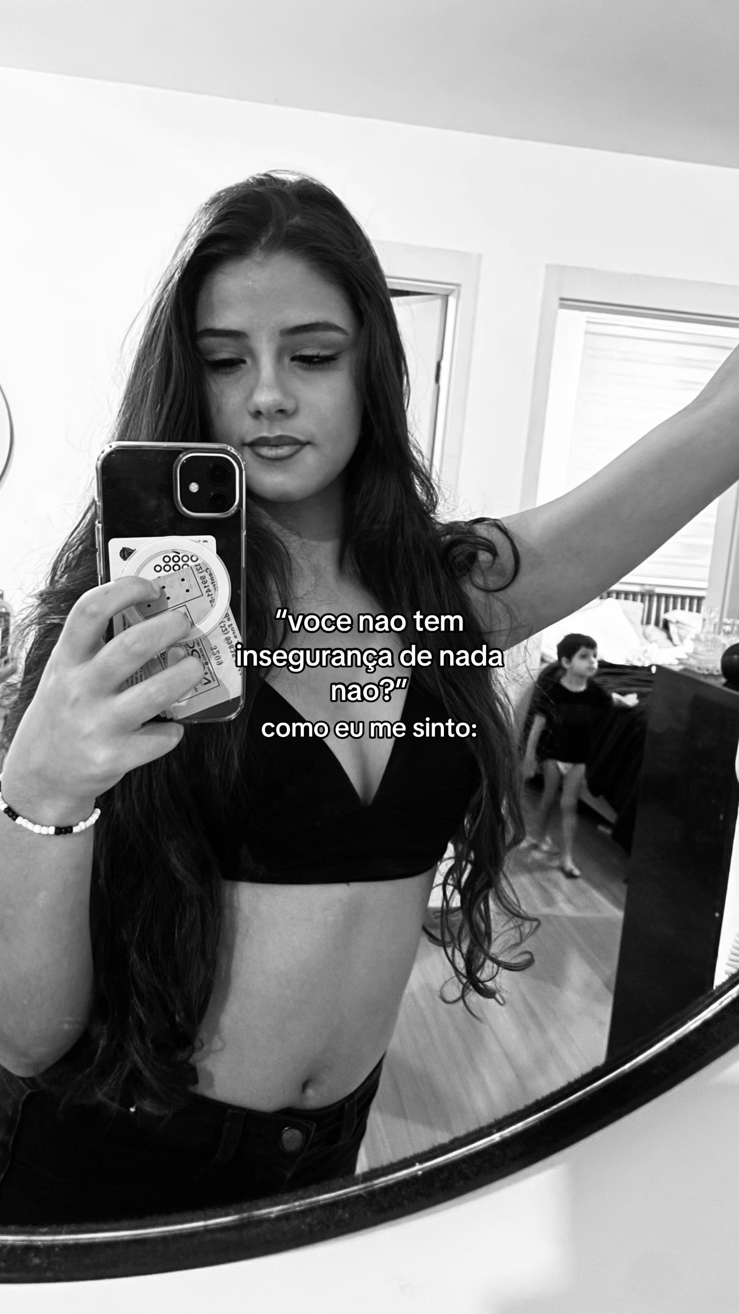 @laviniaaroux