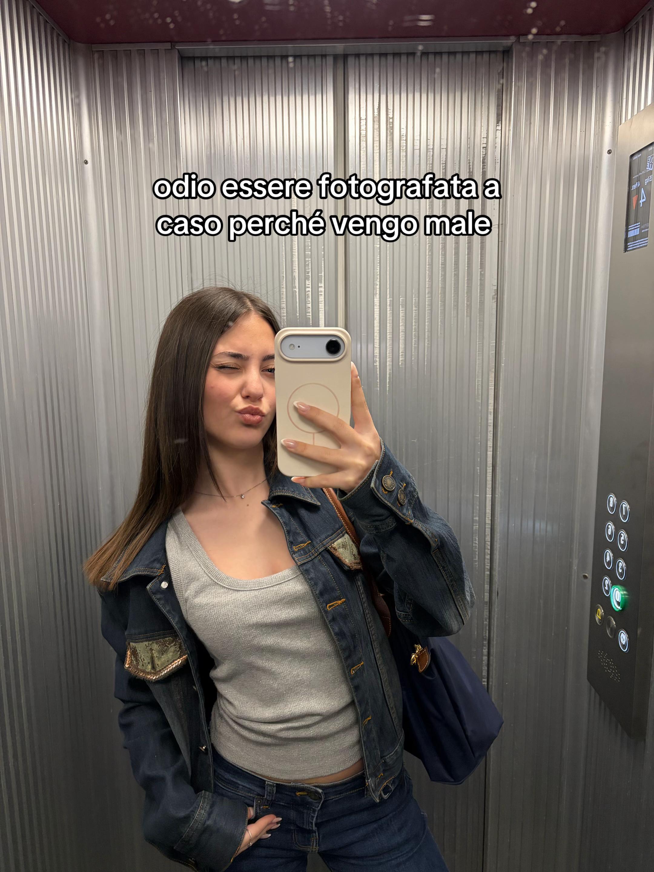 @sims🫰🏻