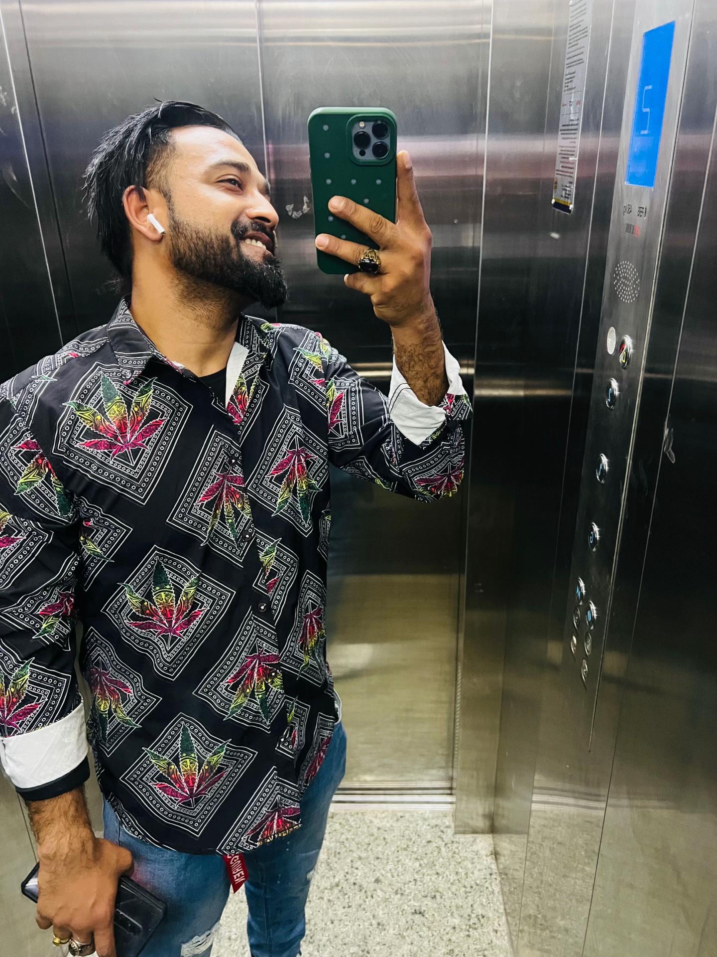 @Alif AB🖤