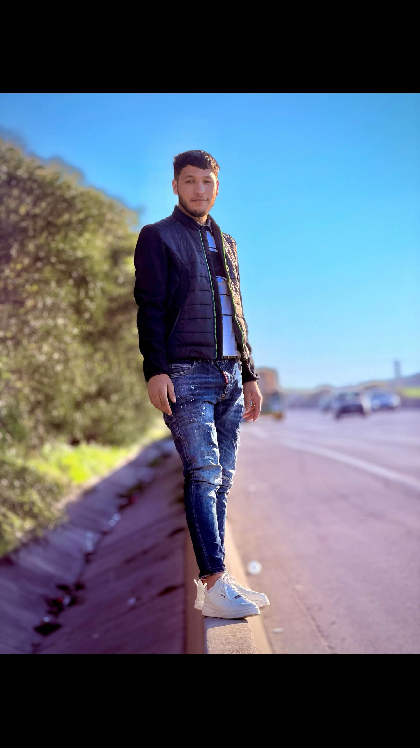 @هشام العقون