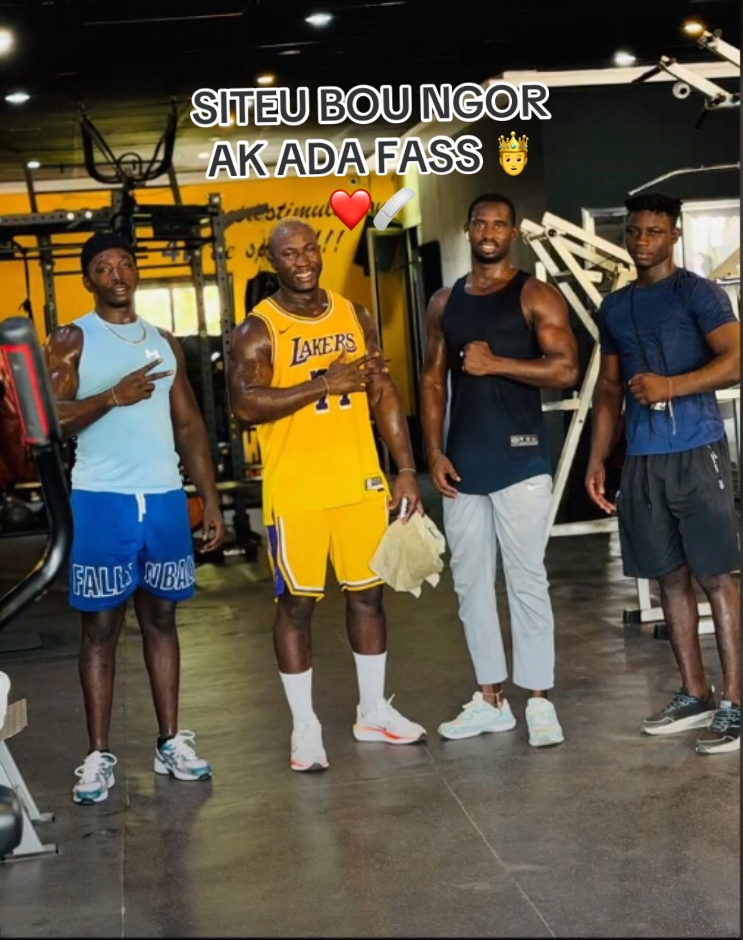 @FRANÇAIS BII 🇫🇷🏄🏾♀️