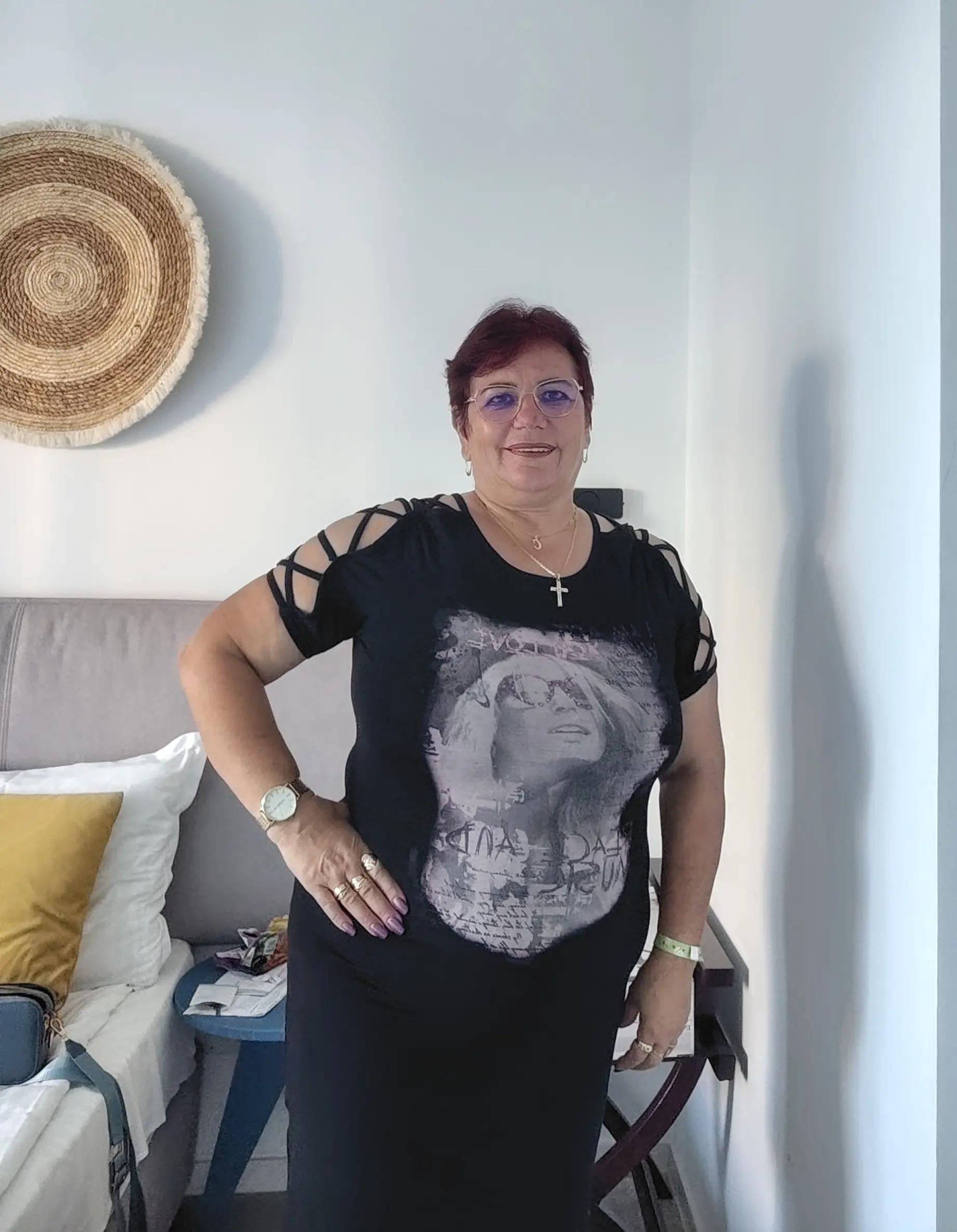 @Camelia Camy661