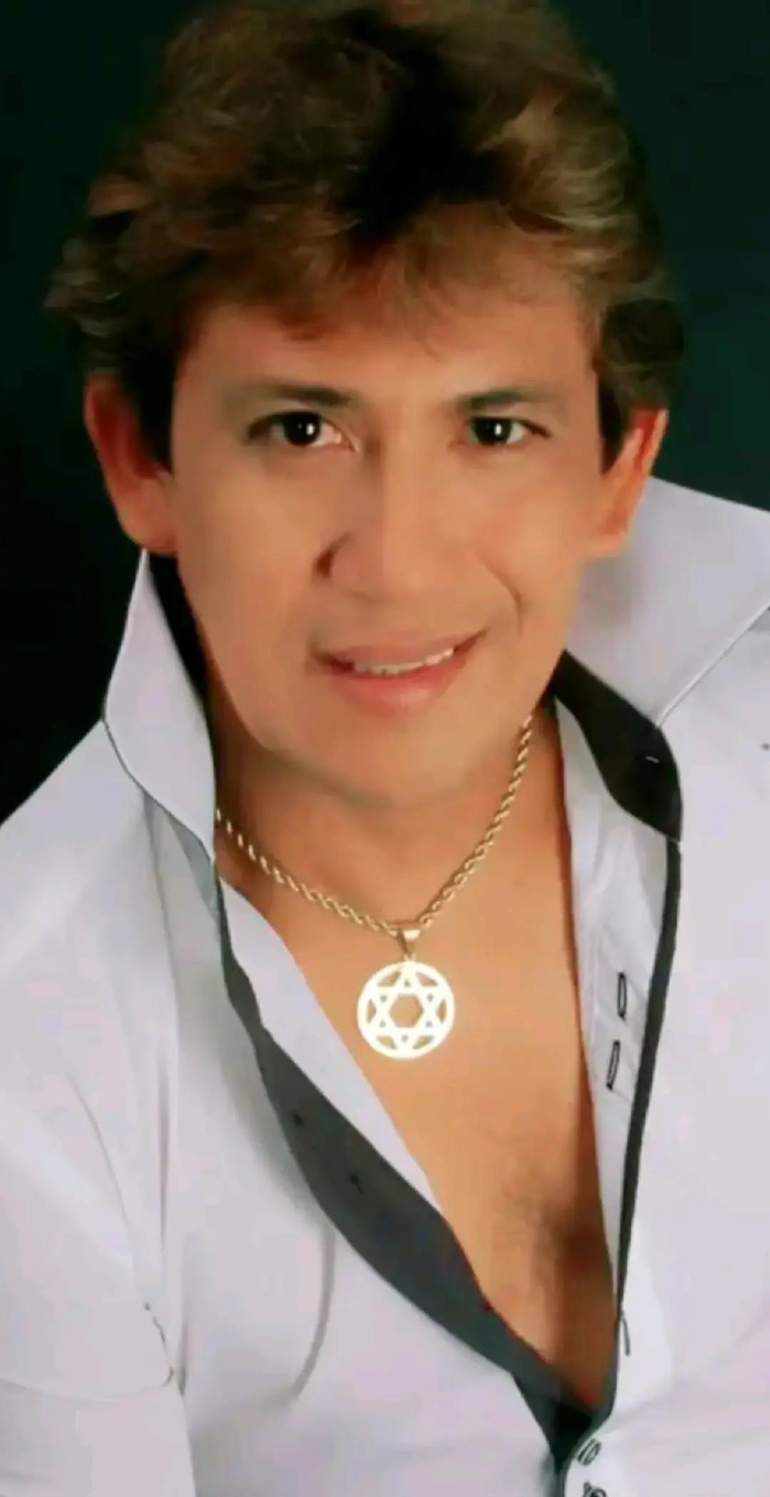 @Leandro