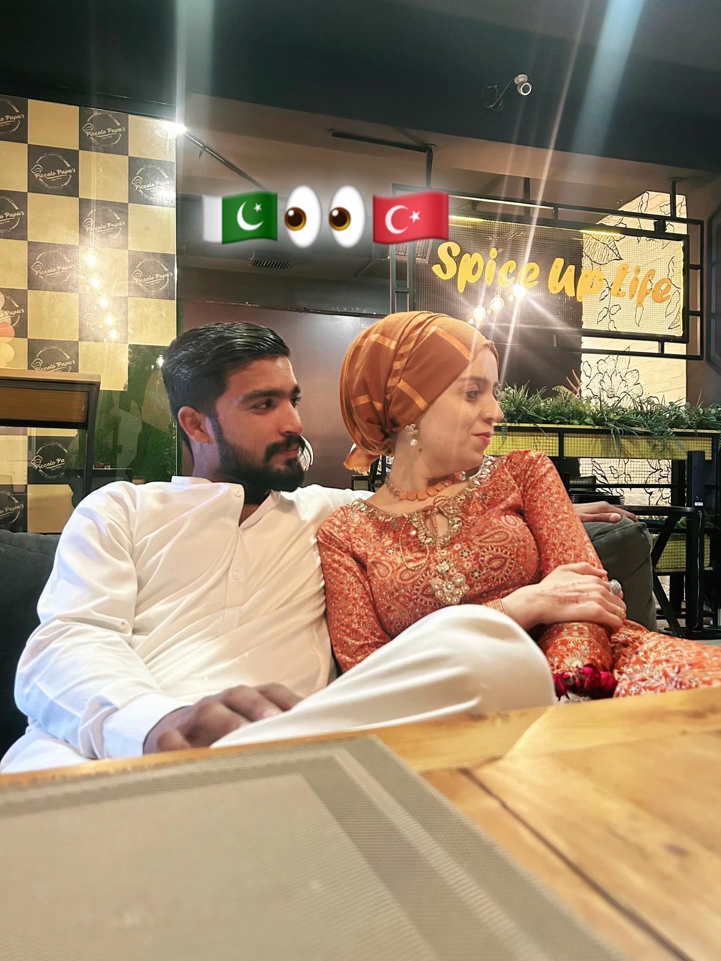 @Abdul Rahman🇵🇰Esraakbaş🇹🇷