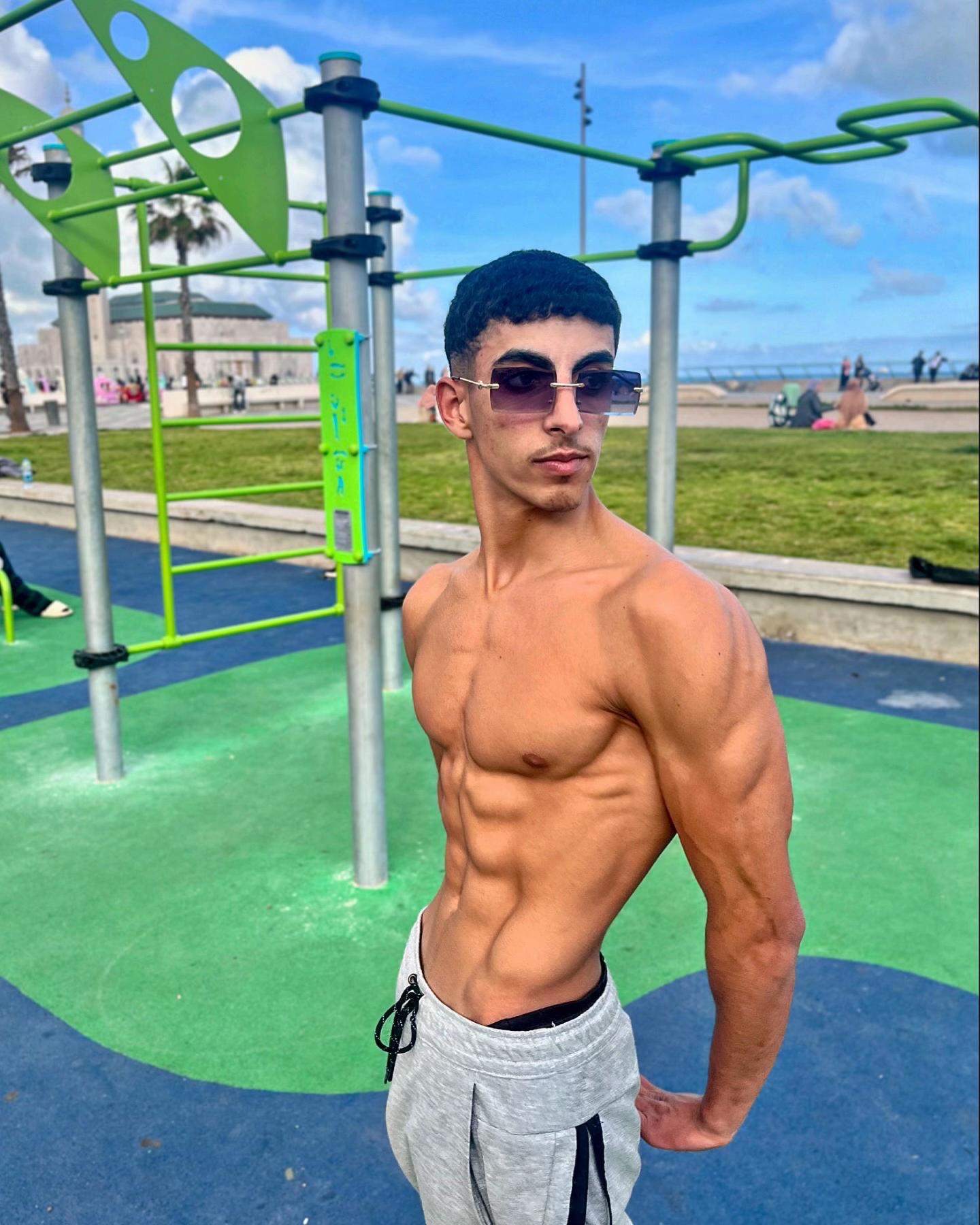 @fiit_ayoubb