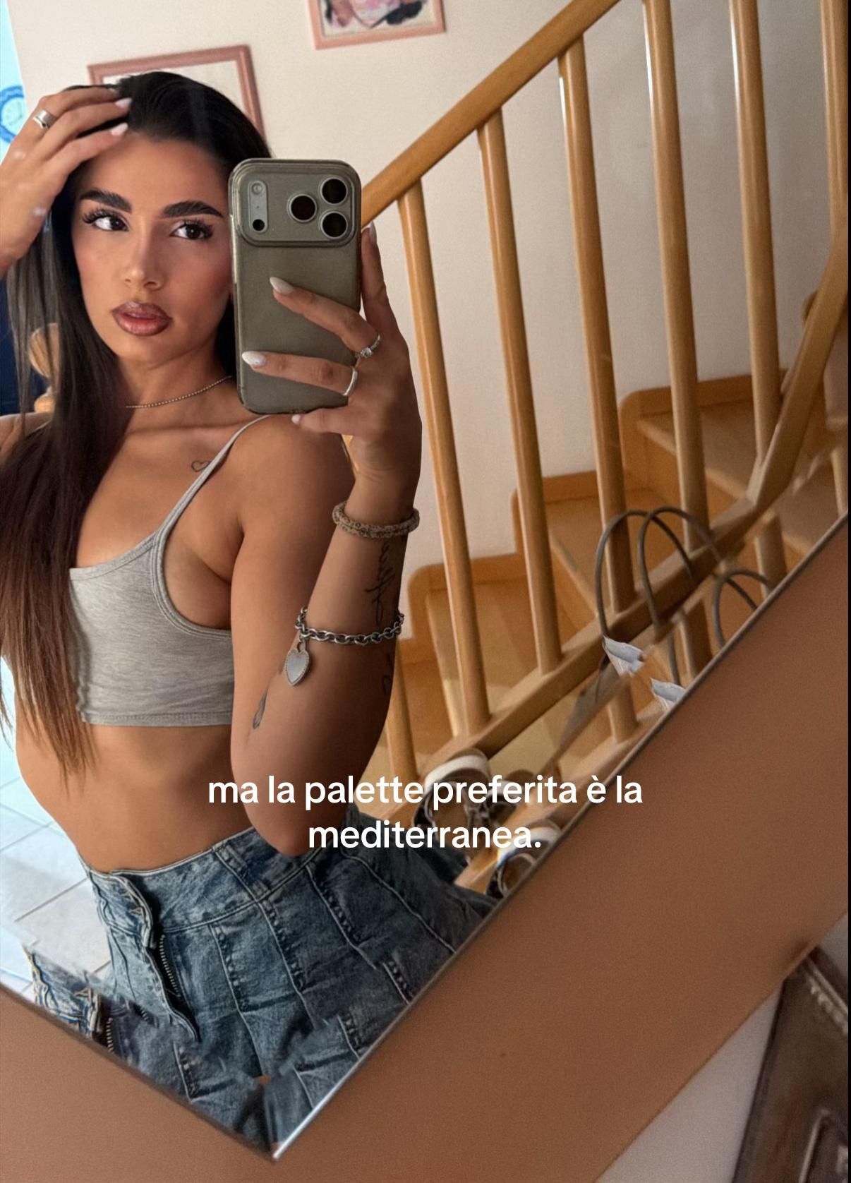 @𝓈𝒶𝓇𝒶 ♡