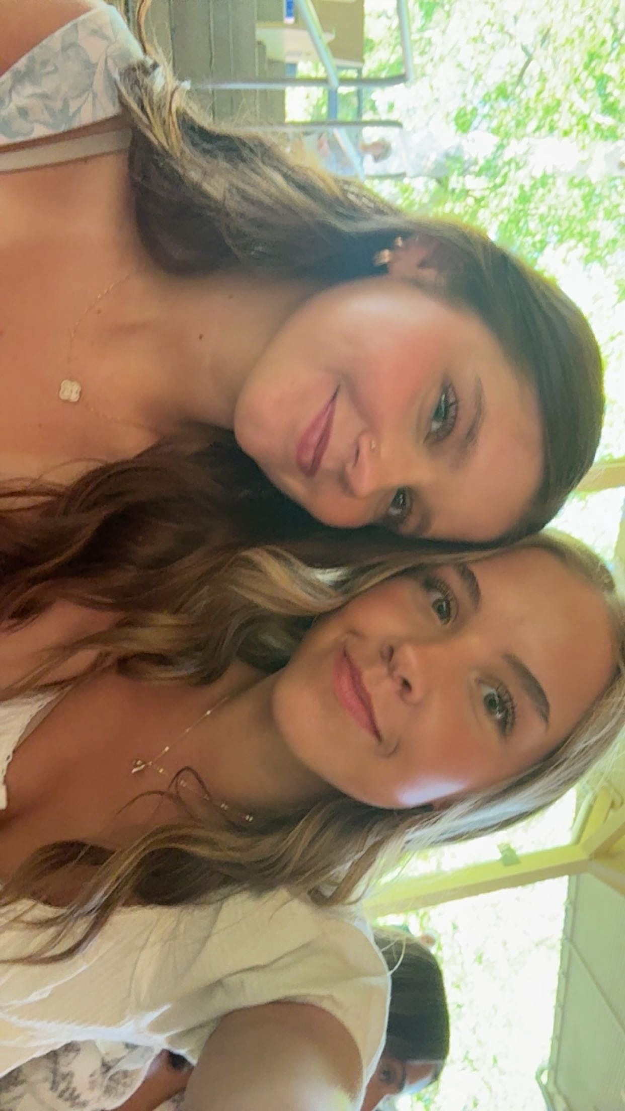 @Annie🥳