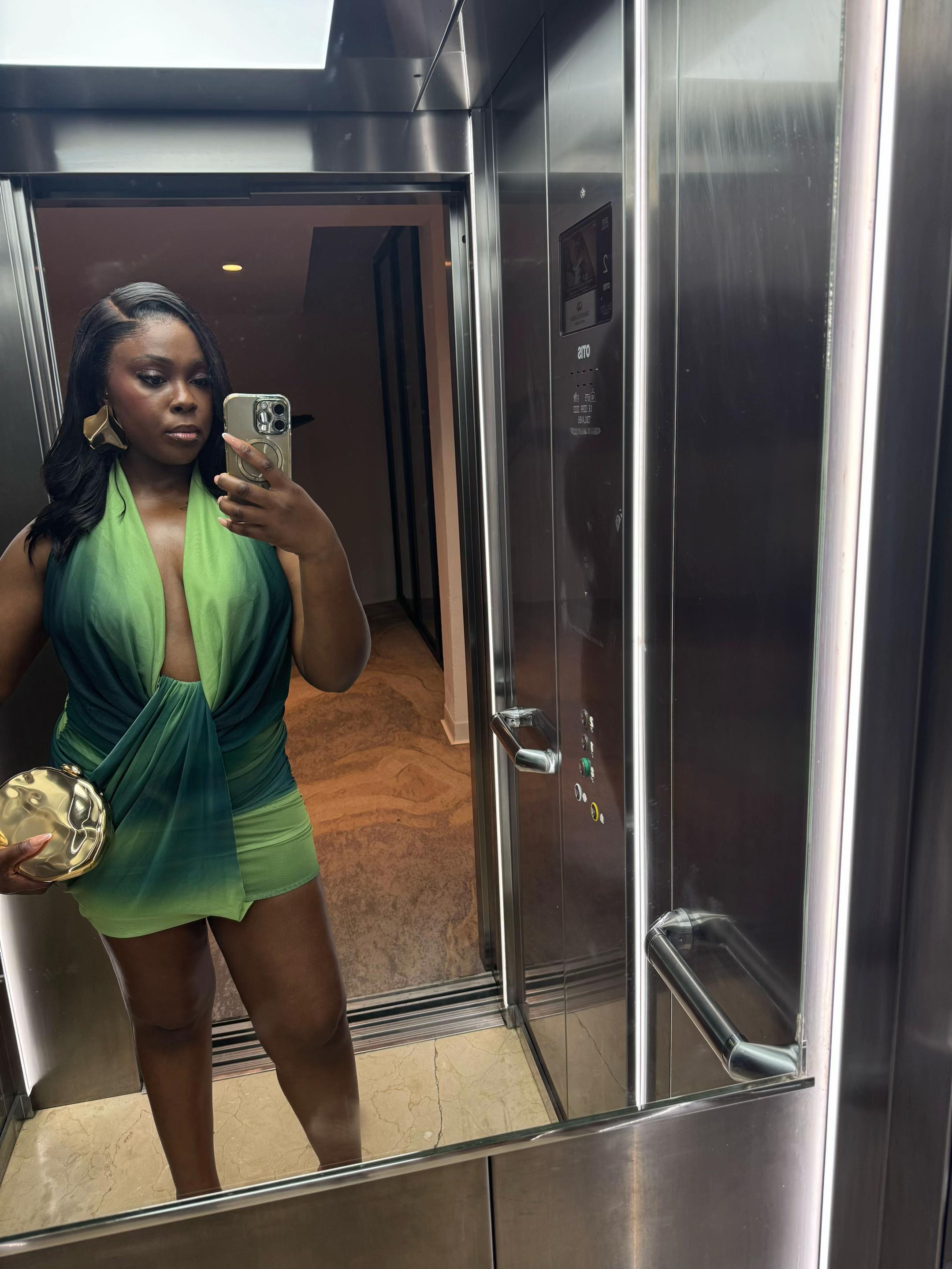 @Shan•Muva •Hairstylist•Foodie