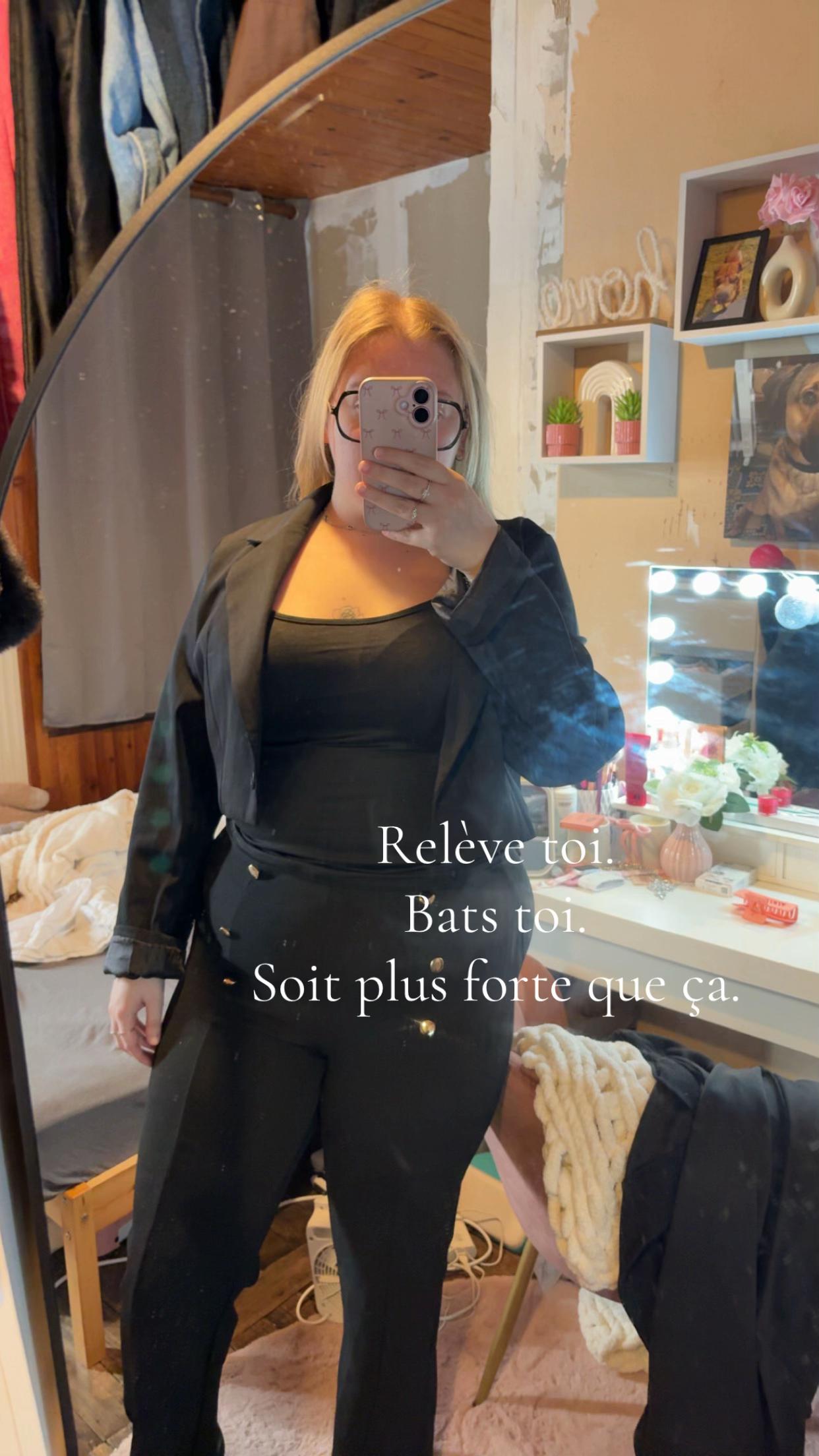 @Lauᥫ᭡