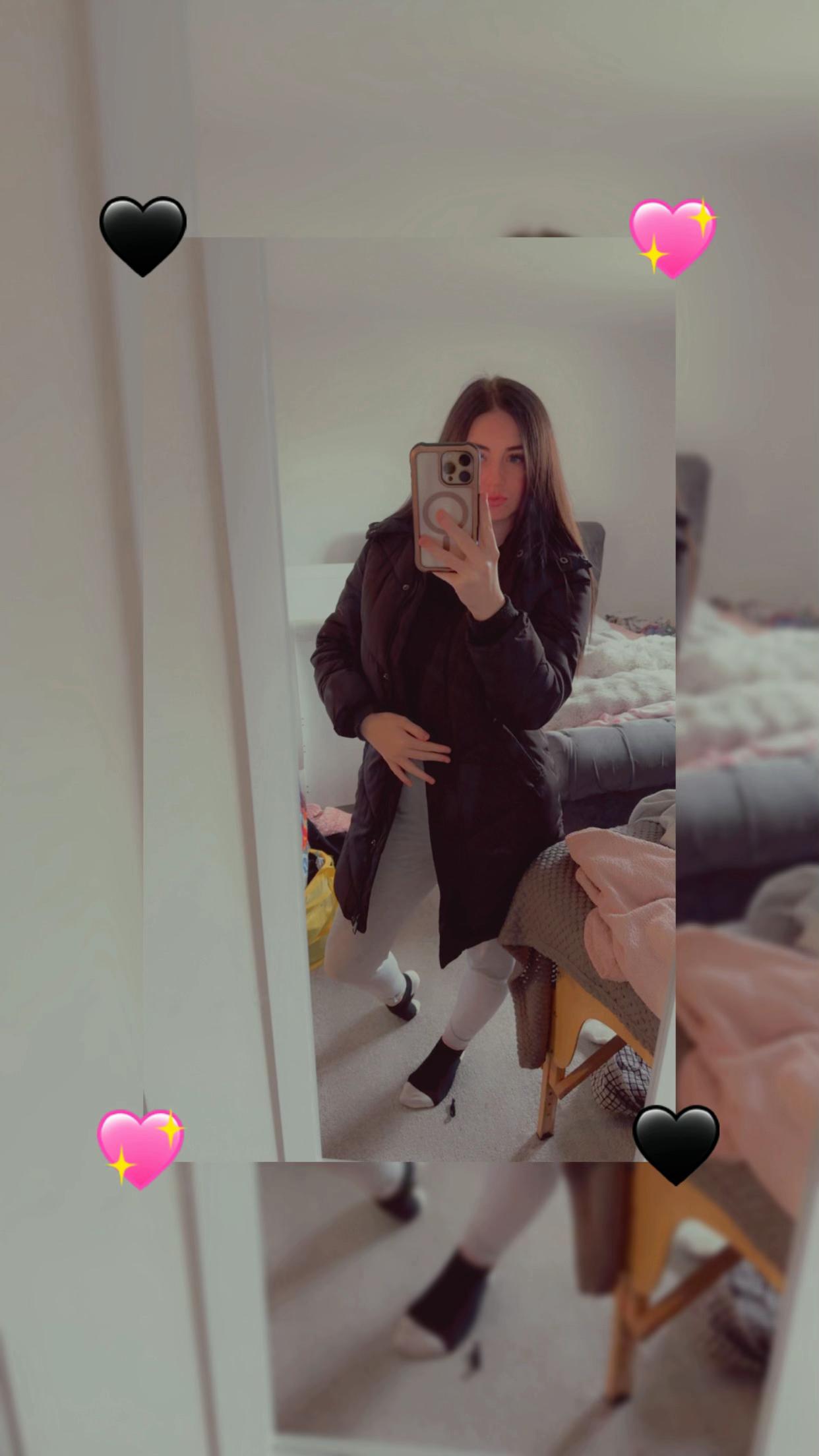 @chloeriley971