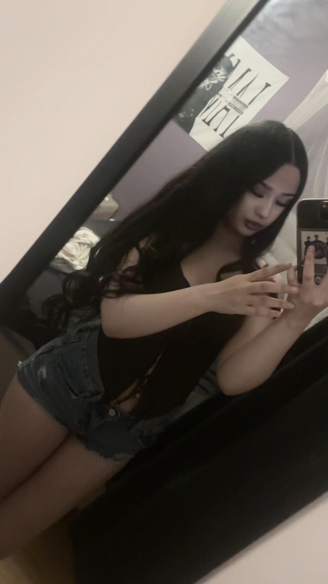 @ellyalmonacid