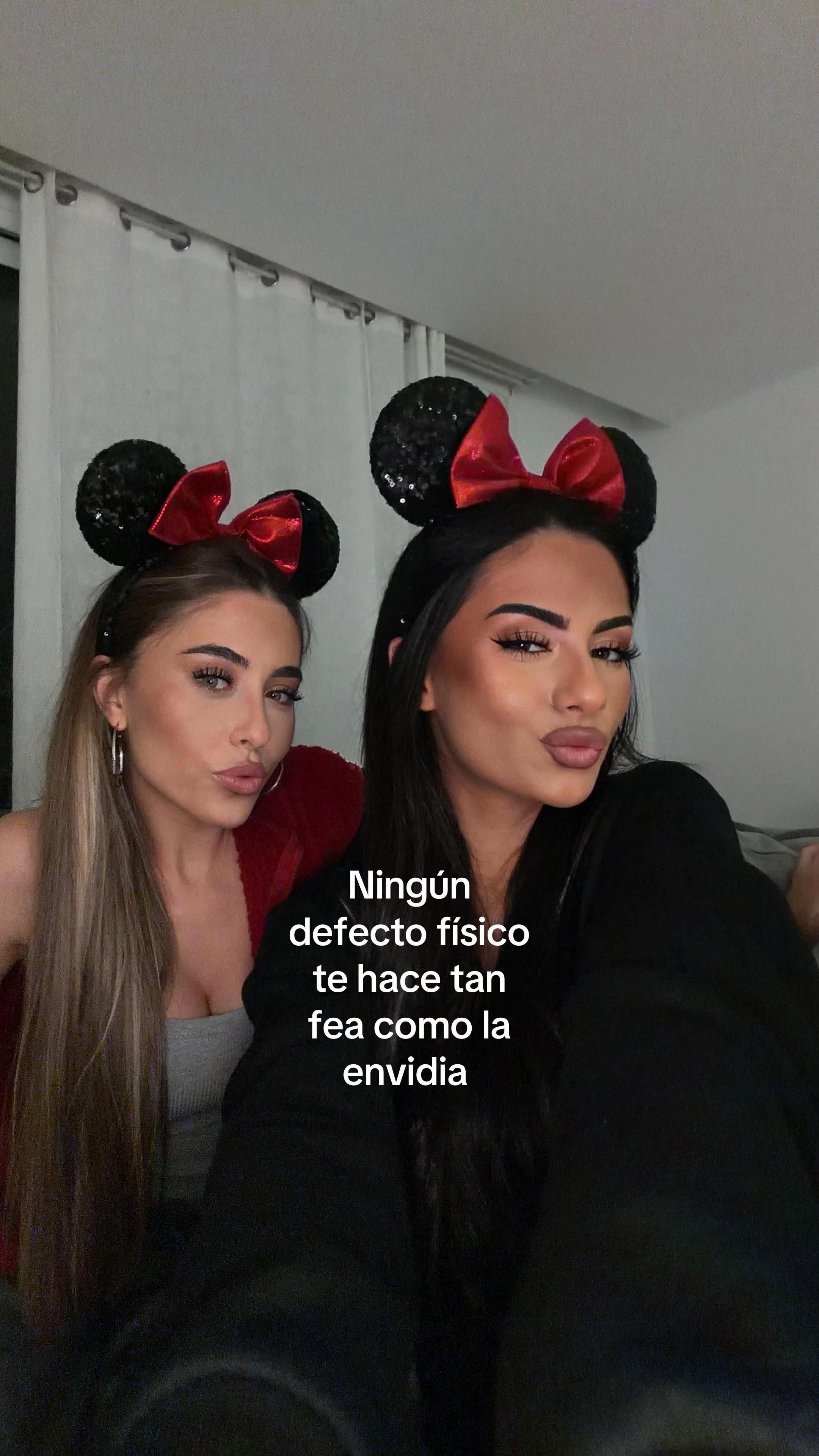 @Carlita