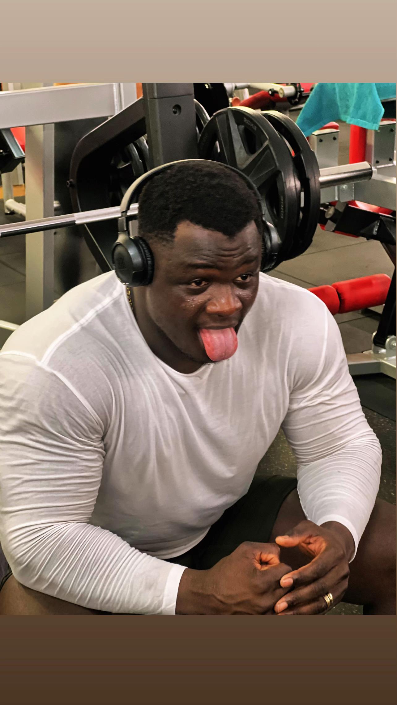 @weuzdiambar0🇸🇳🇫🇷