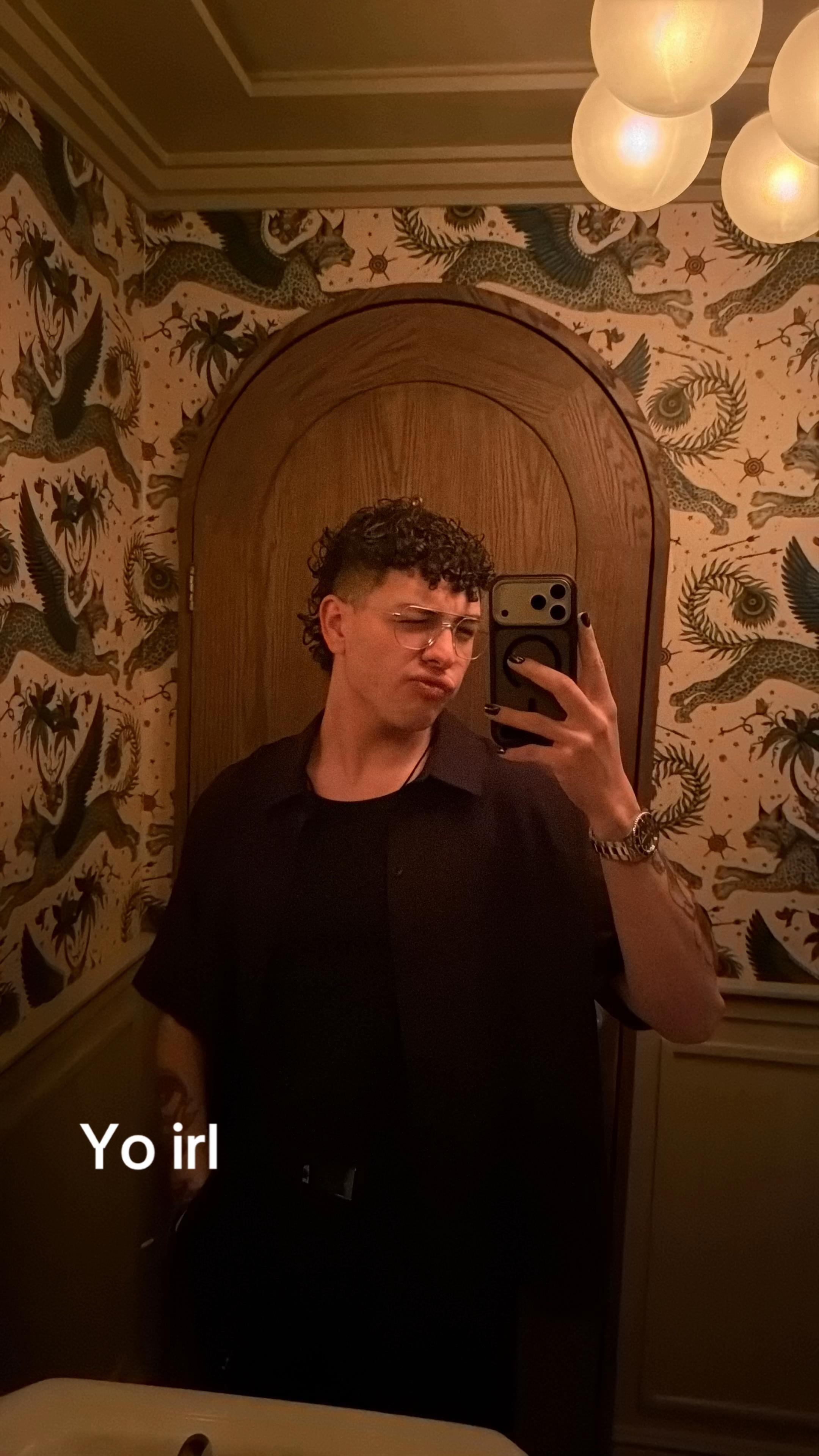 @ARENOVITZ