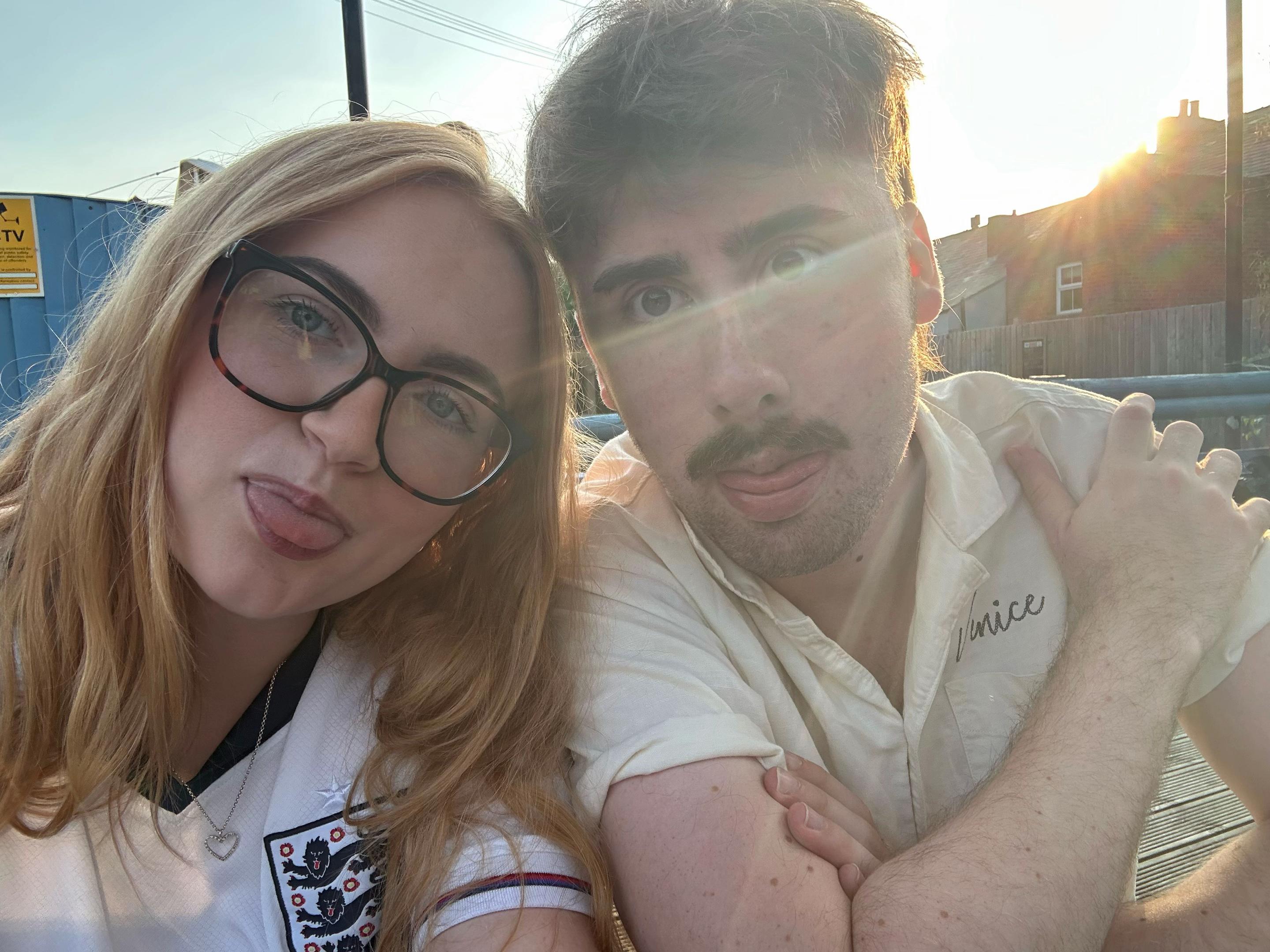 @elliehenderson1