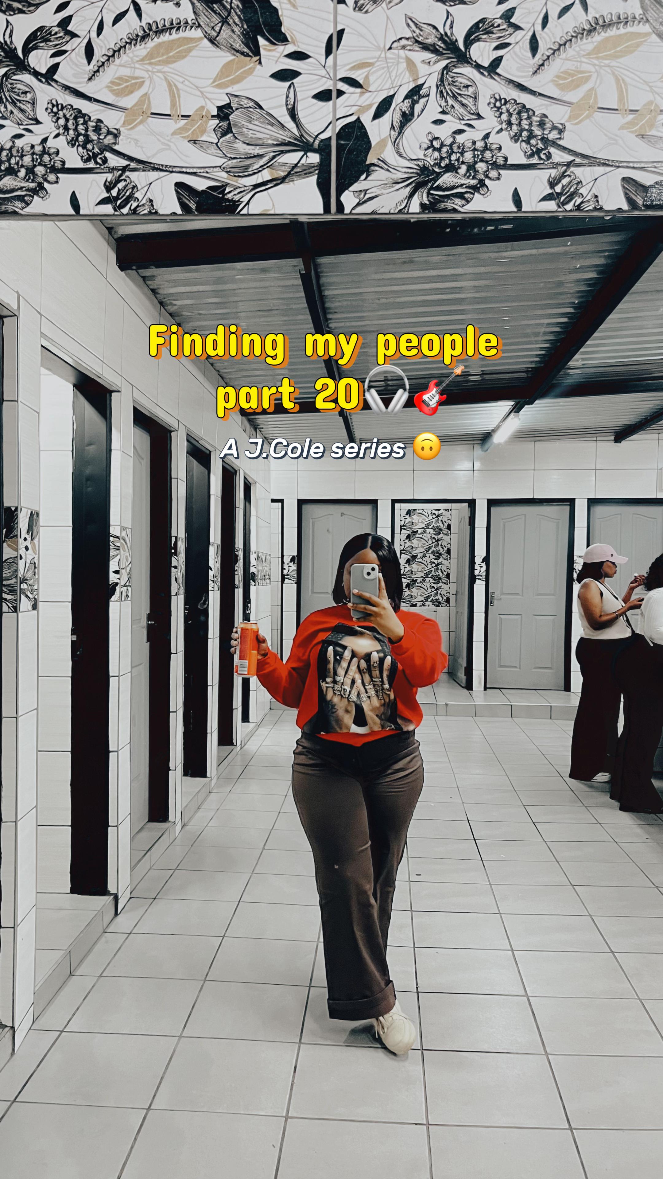 @🦋Ayanda September🦋