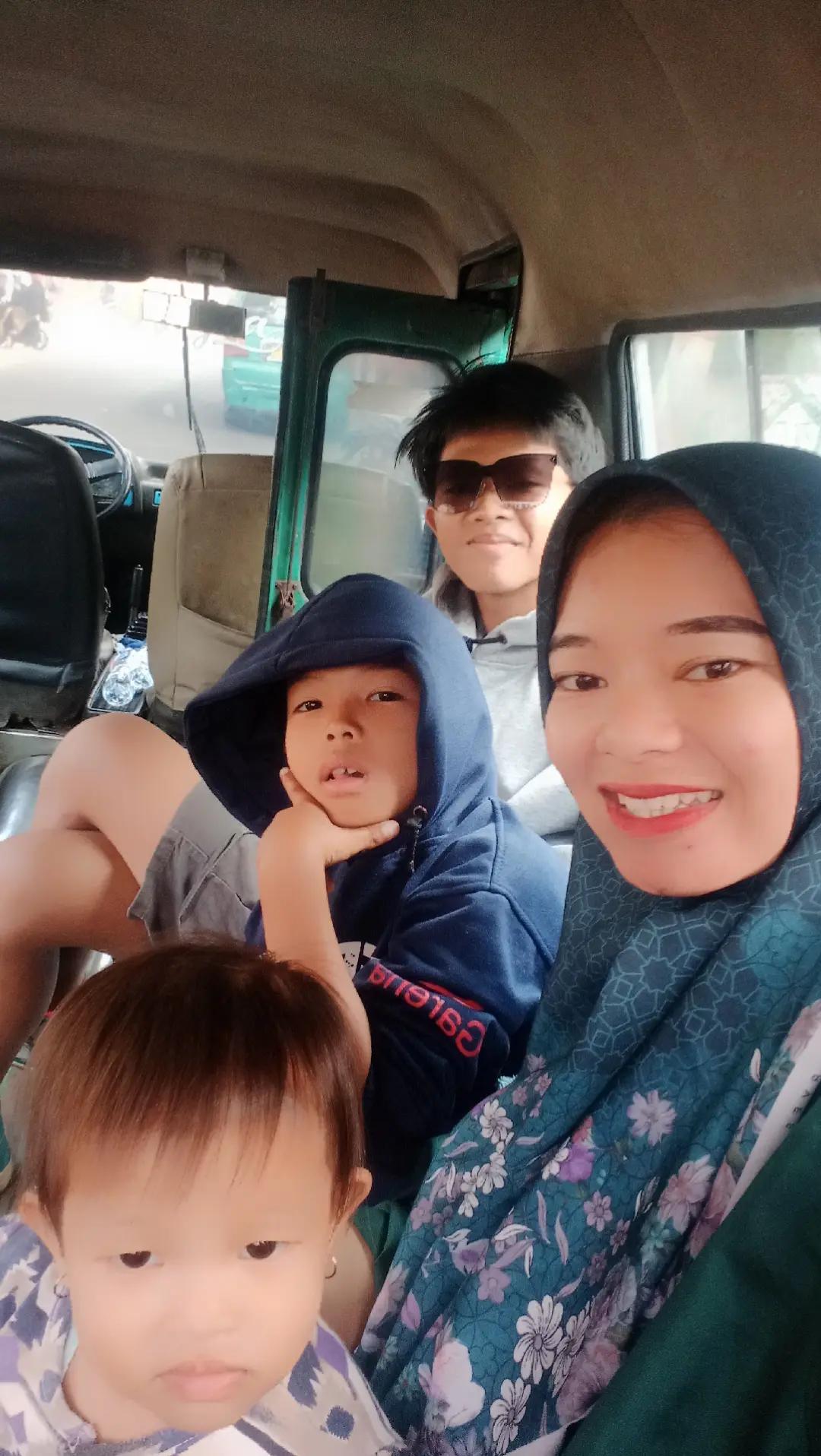 @nadhira putri