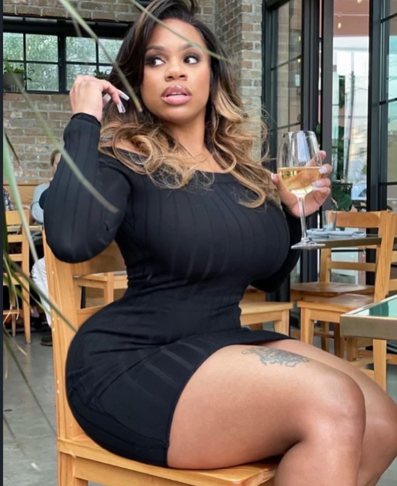@DominiqueChinn