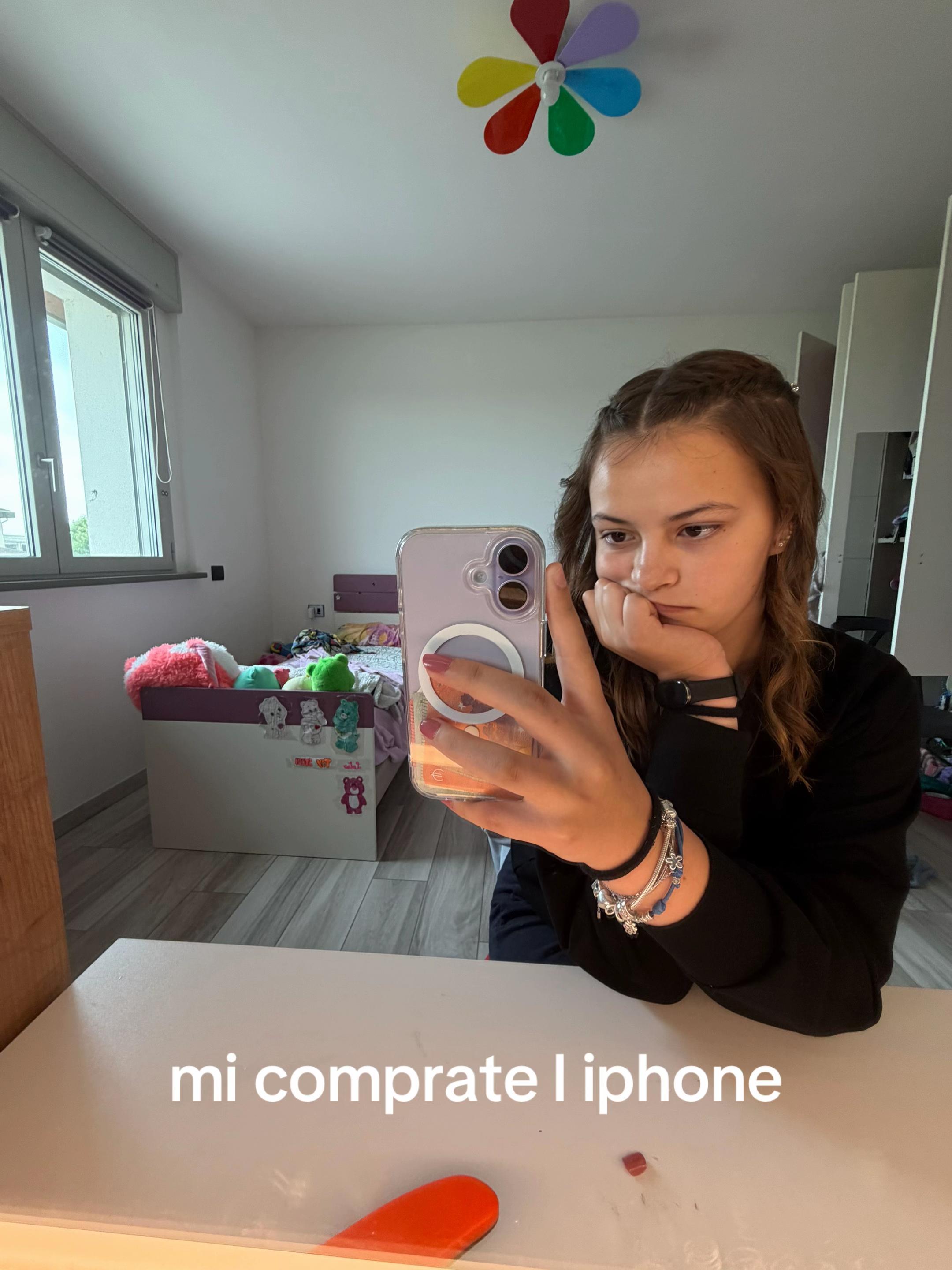 @rebymussii