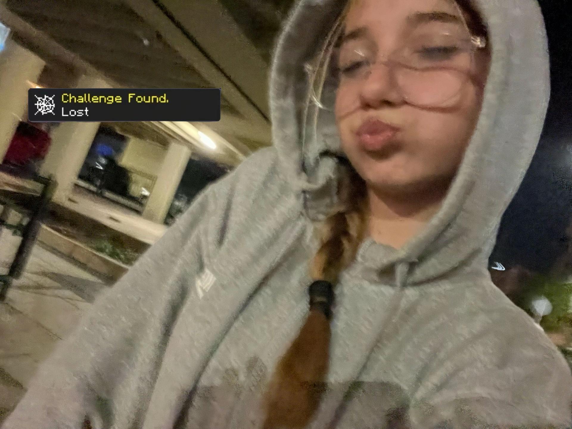 @🐰