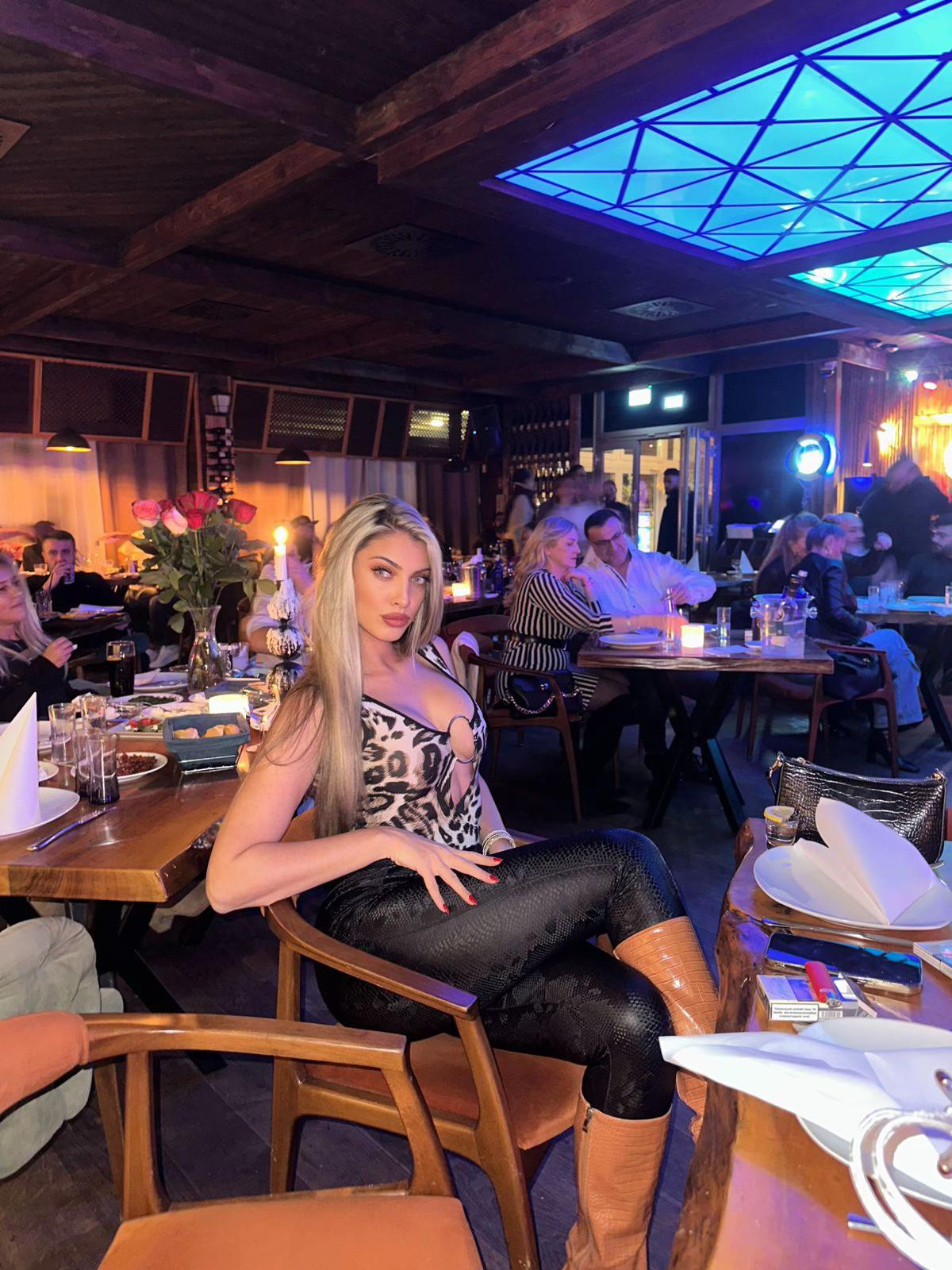 @Violeta Viki