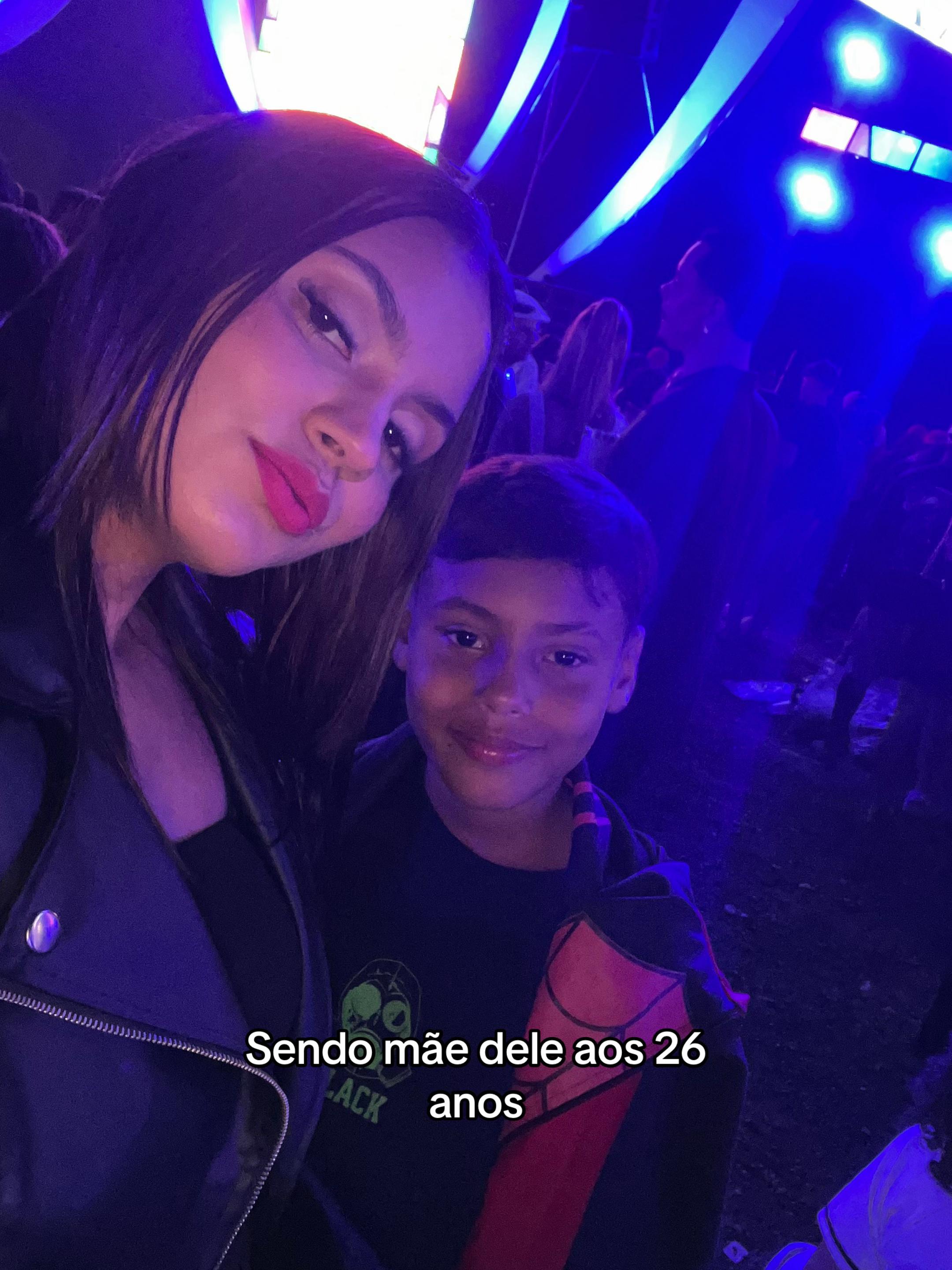 @Ana Blau