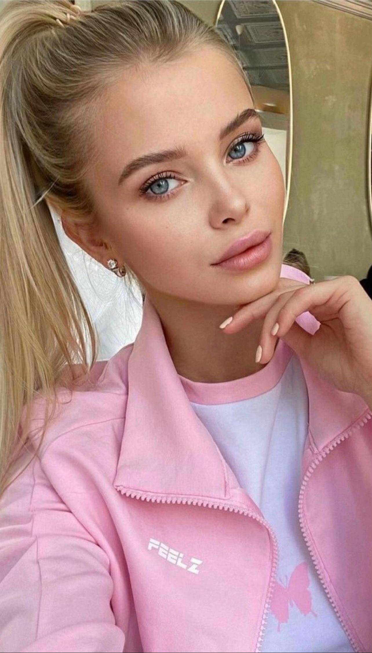 @Yelena Deripaska 🇺🇸