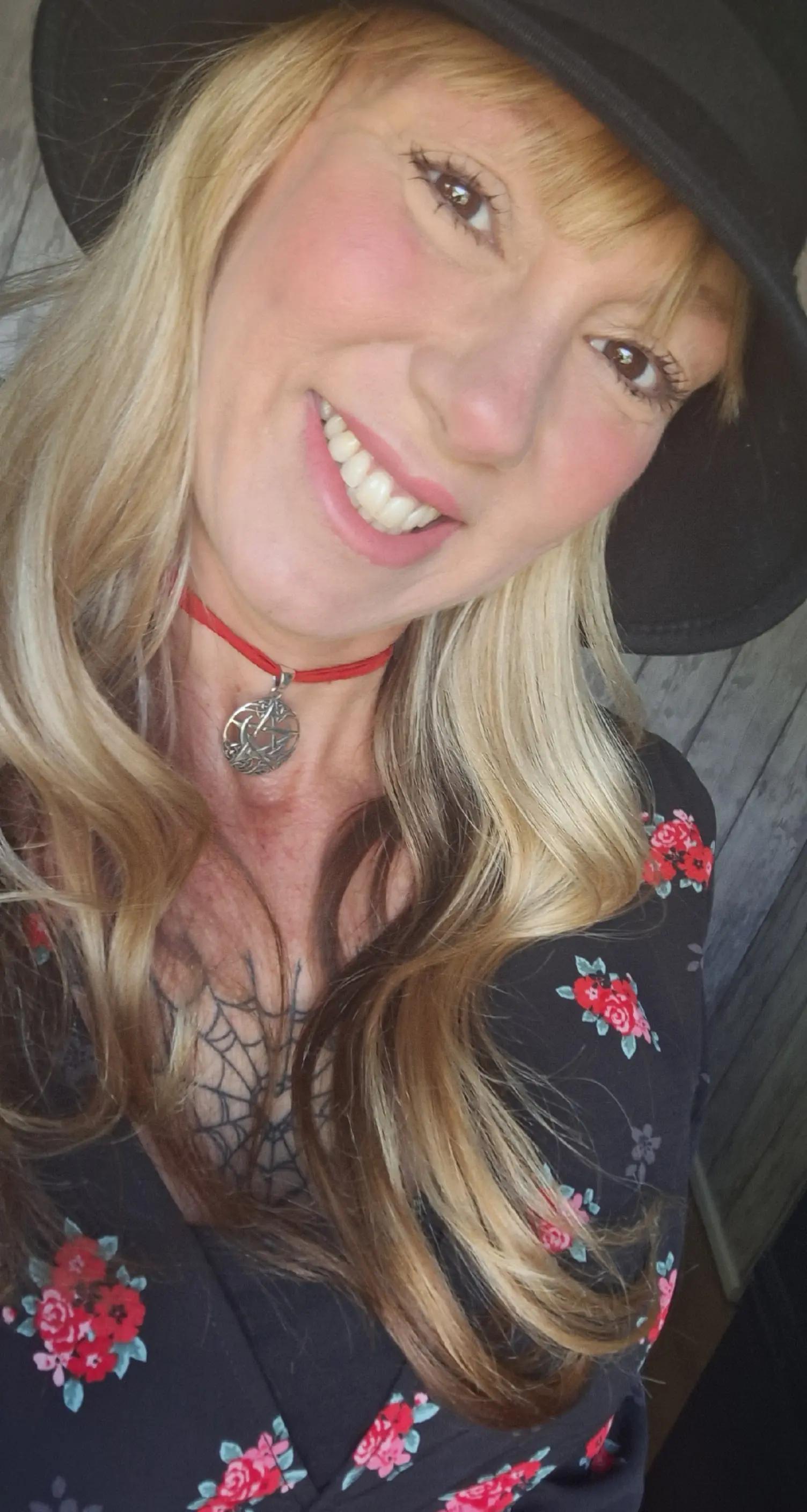 @beautifulchaos🌈⚡️