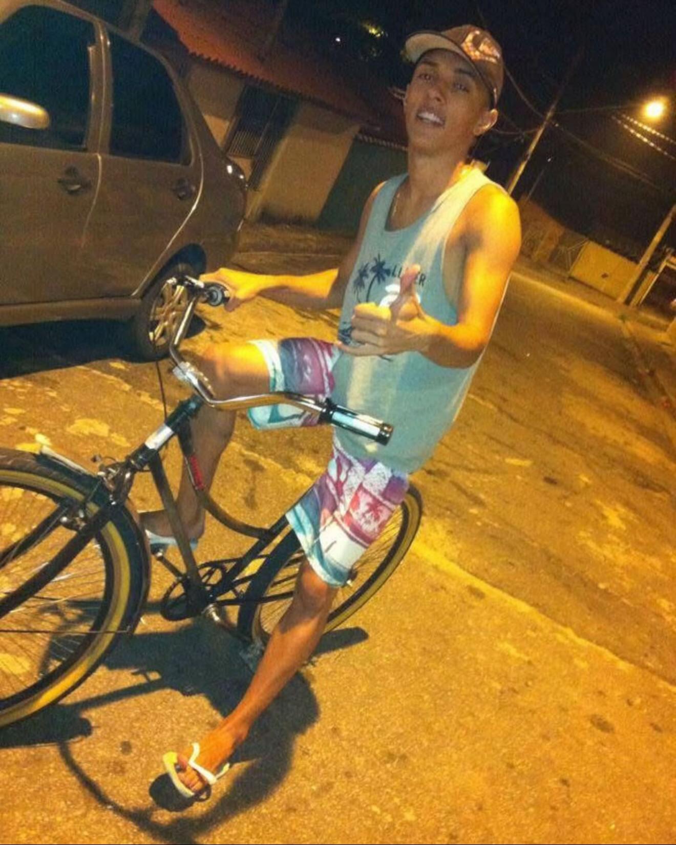 @Buzeira