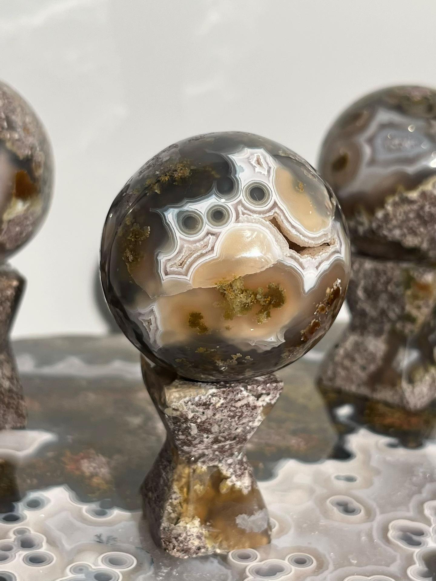 @Priestess Crystals