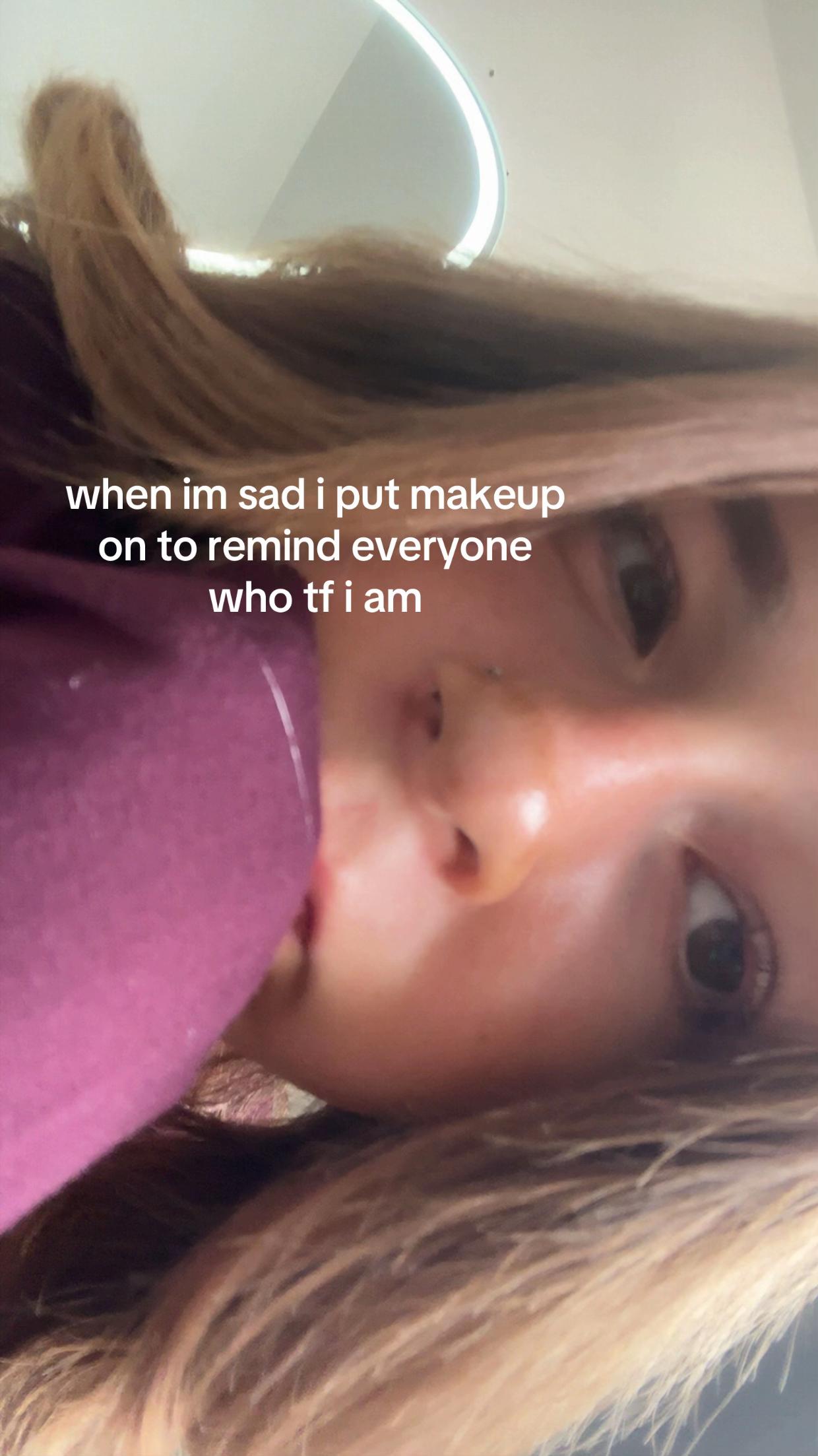 @lola