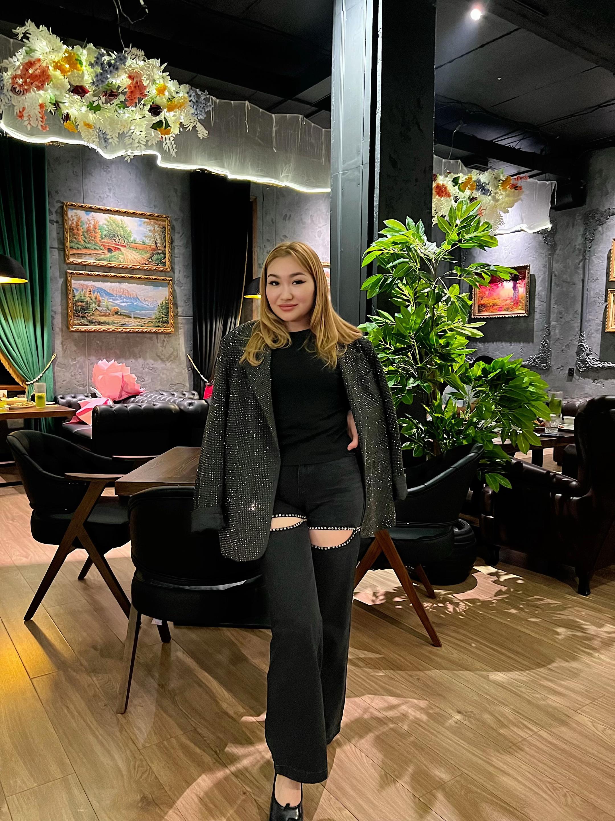 @•Akerkem🪐