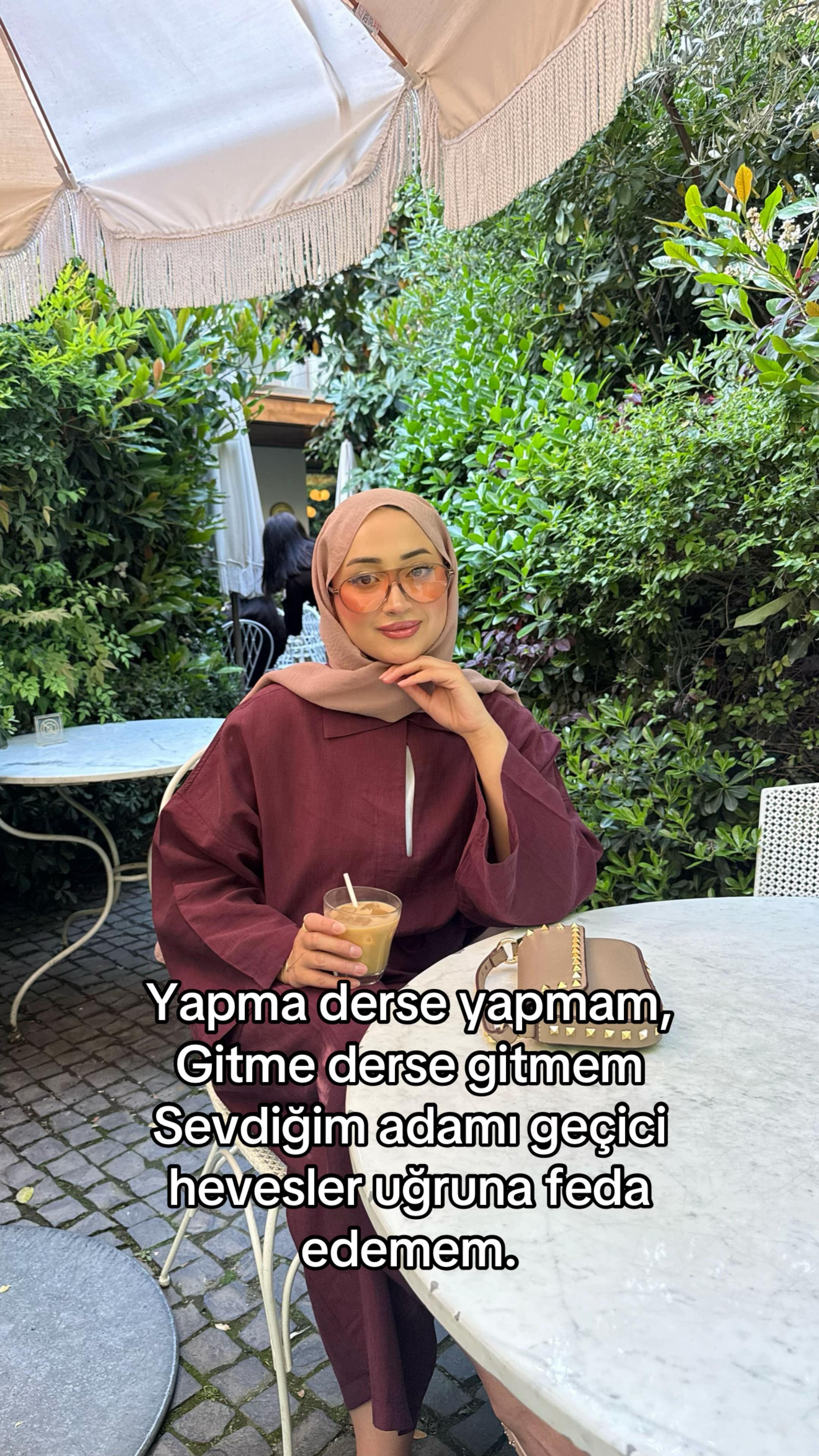 @Cansu