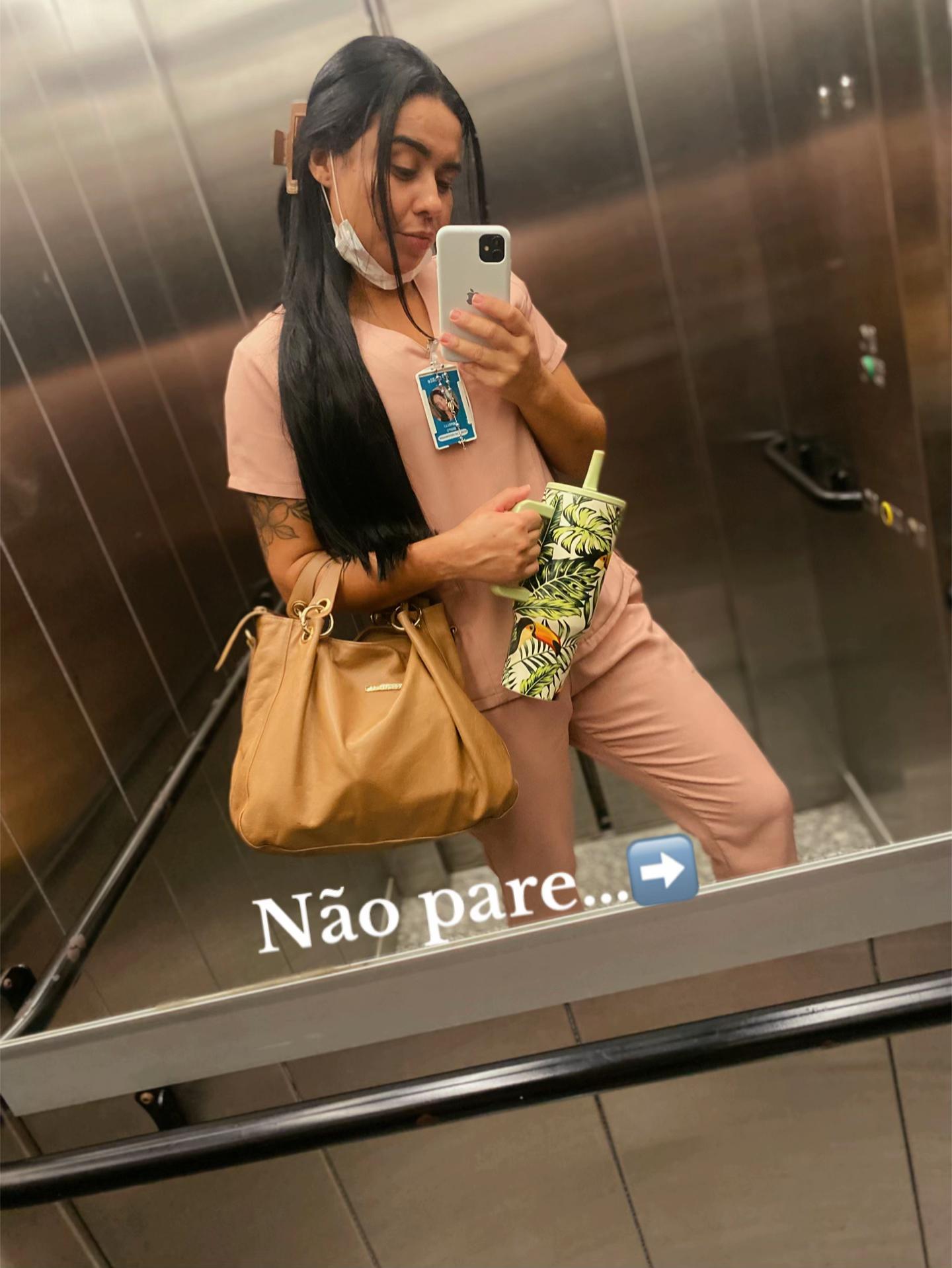 @mirellaferreira