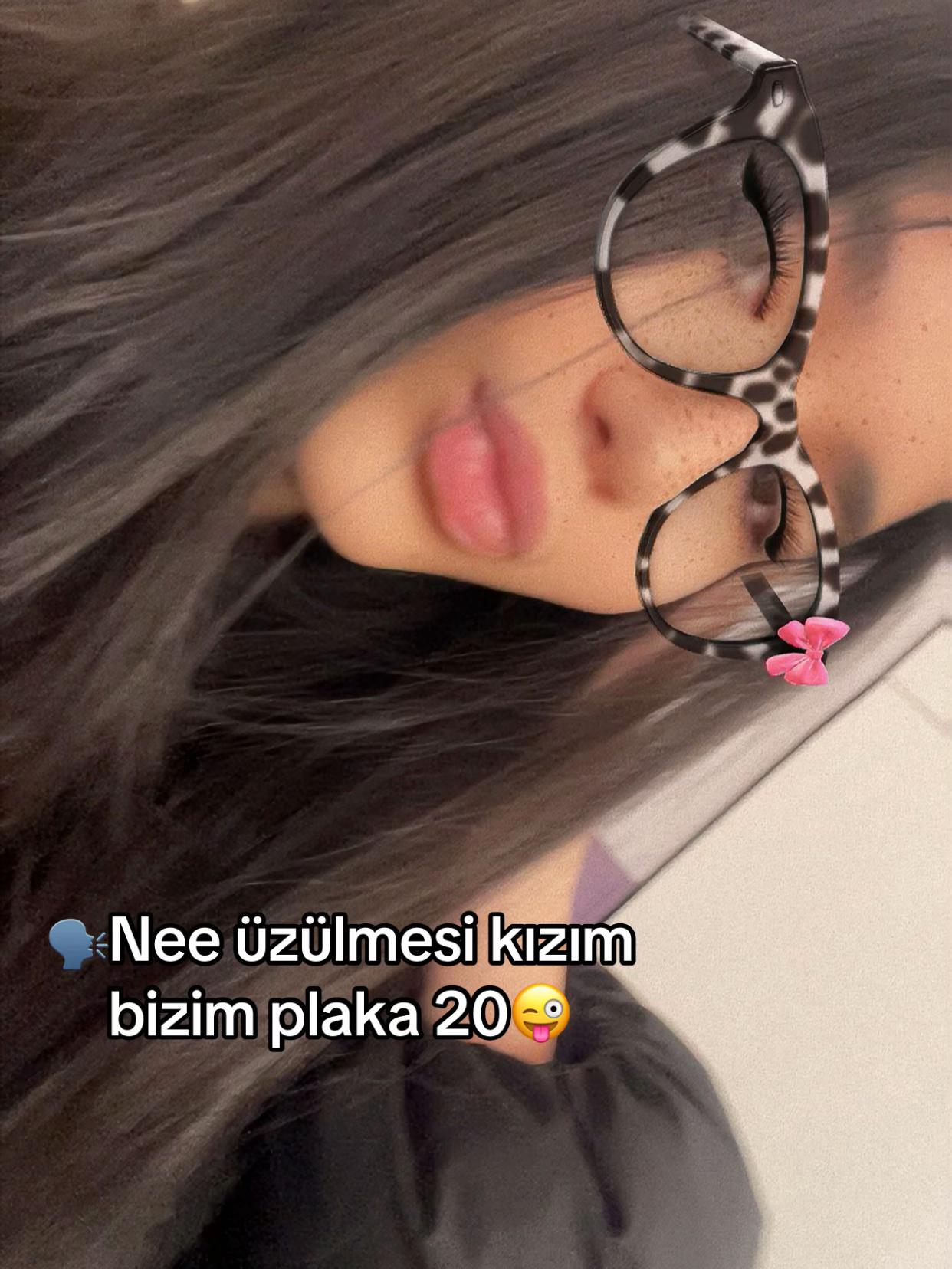 @𝑍𝑒𝑦𝑛𝑒𝑝 🥂