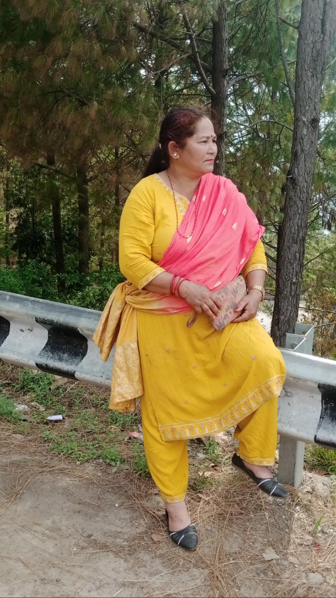 @Maya Budha980