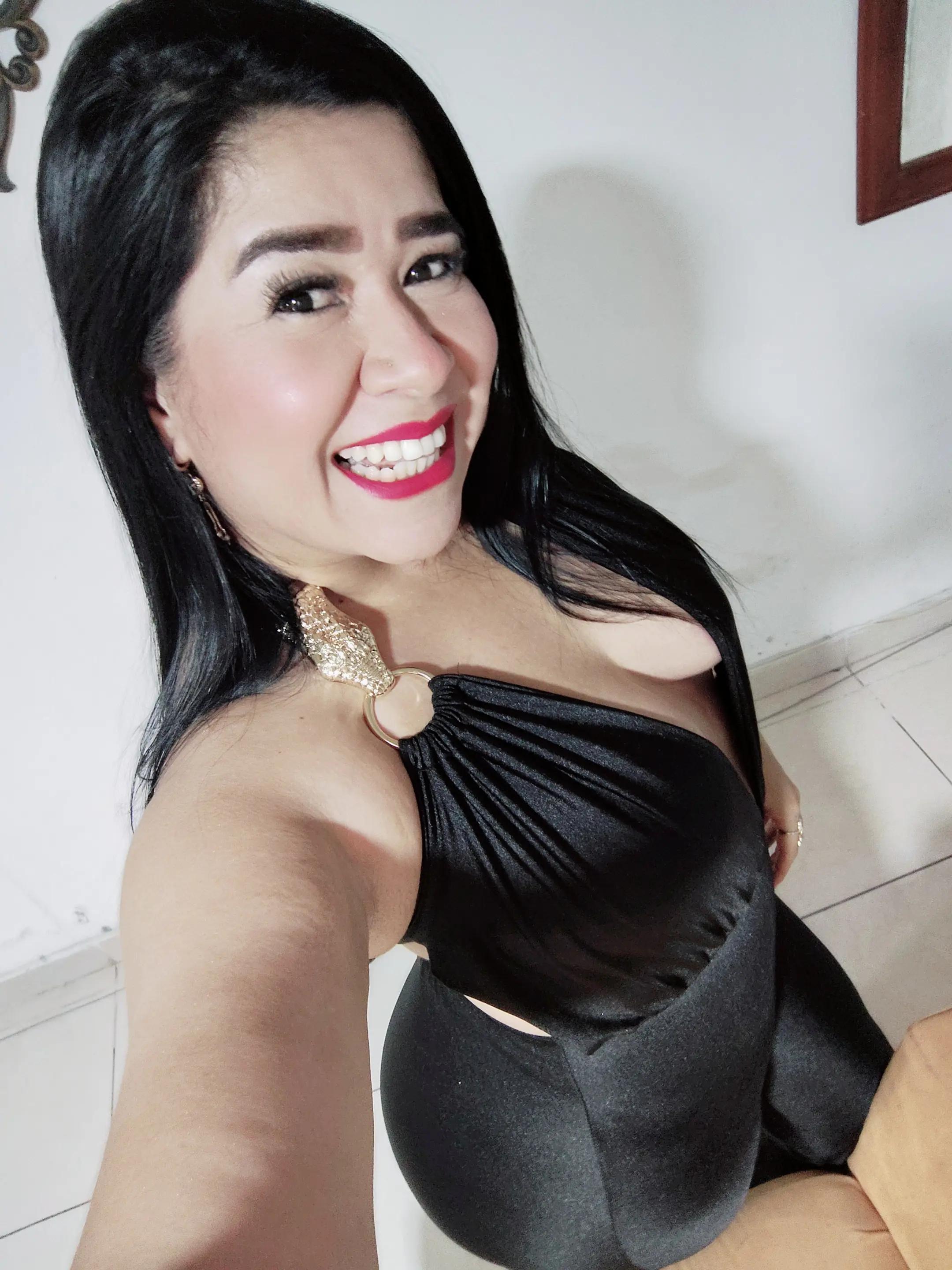 @Paola andrea
