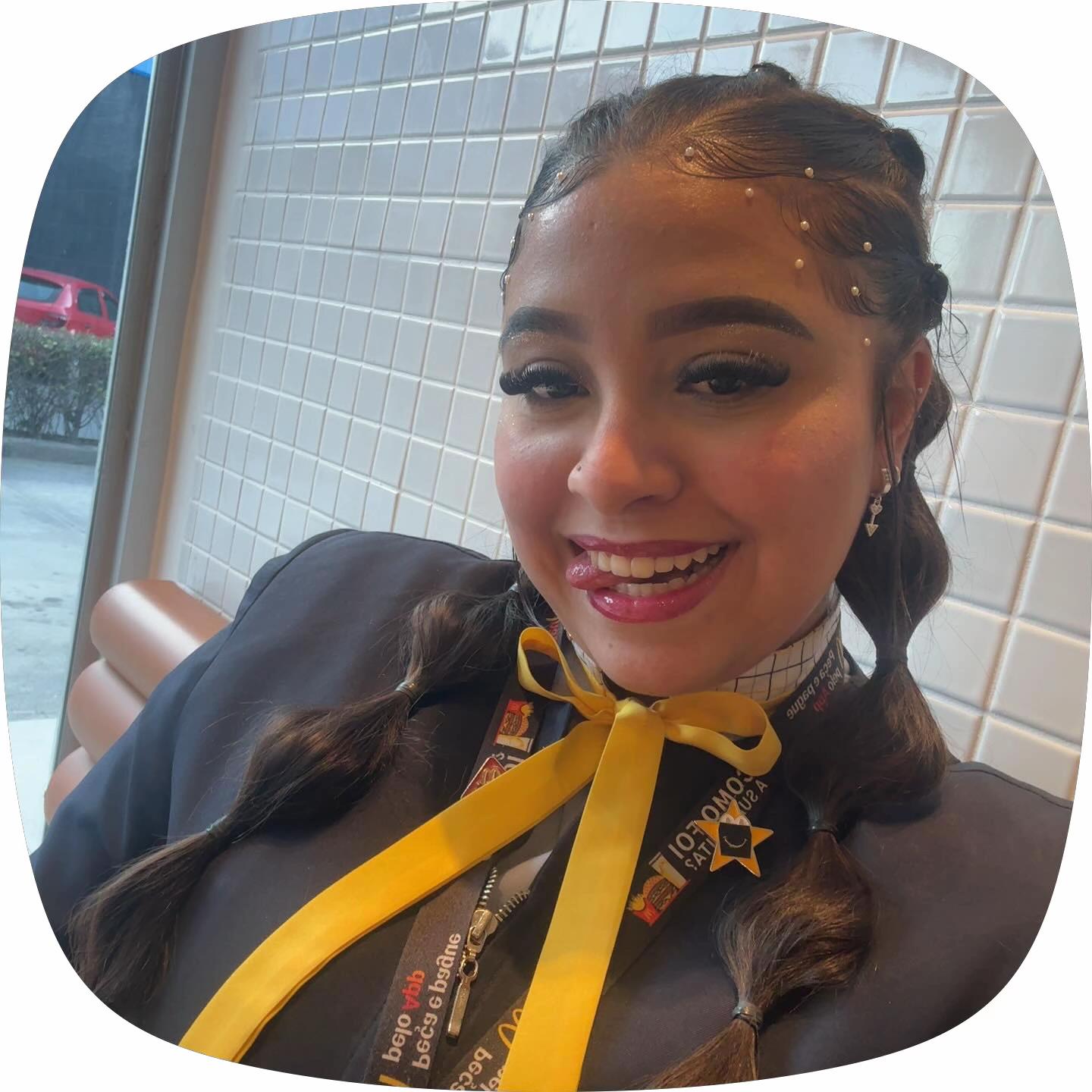@Ana&ensp;Carolina💛terrinha💛