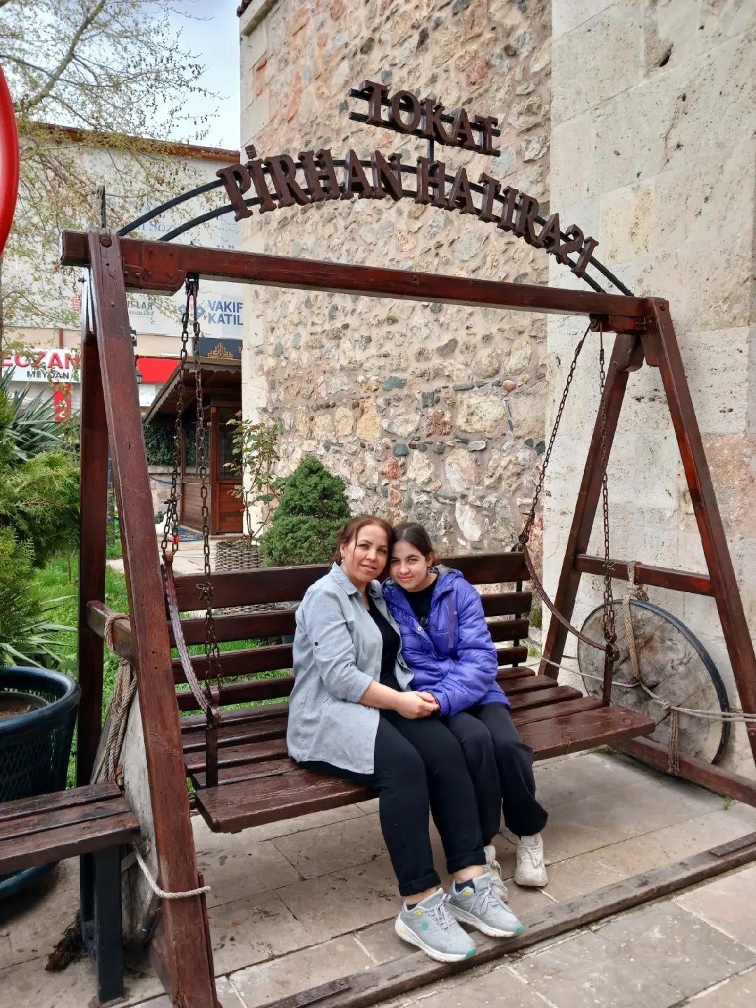 @derya erol