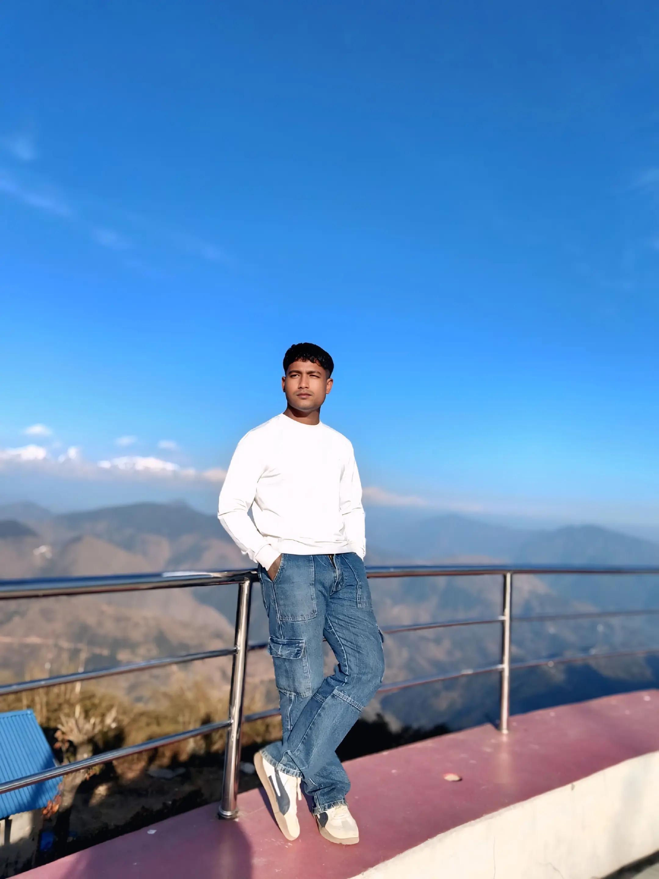 @कृष्ण🥹