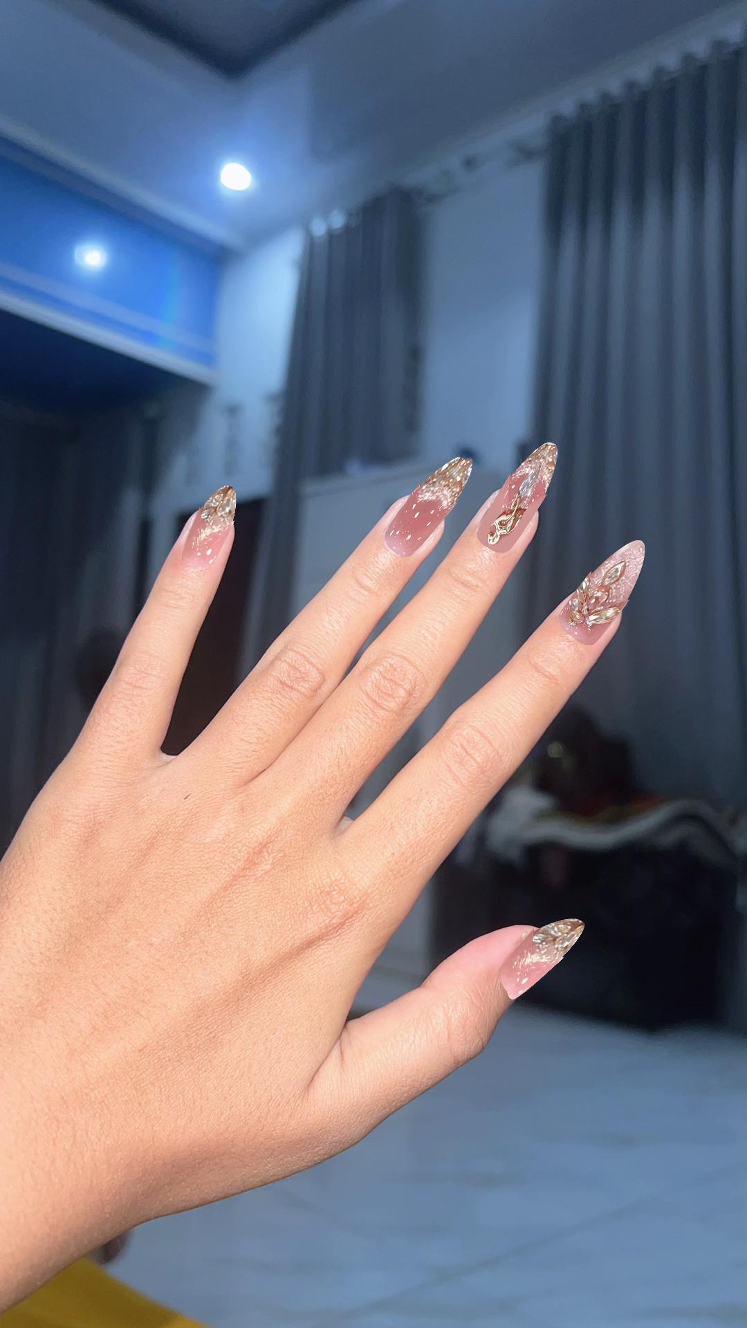 @Apriyan1