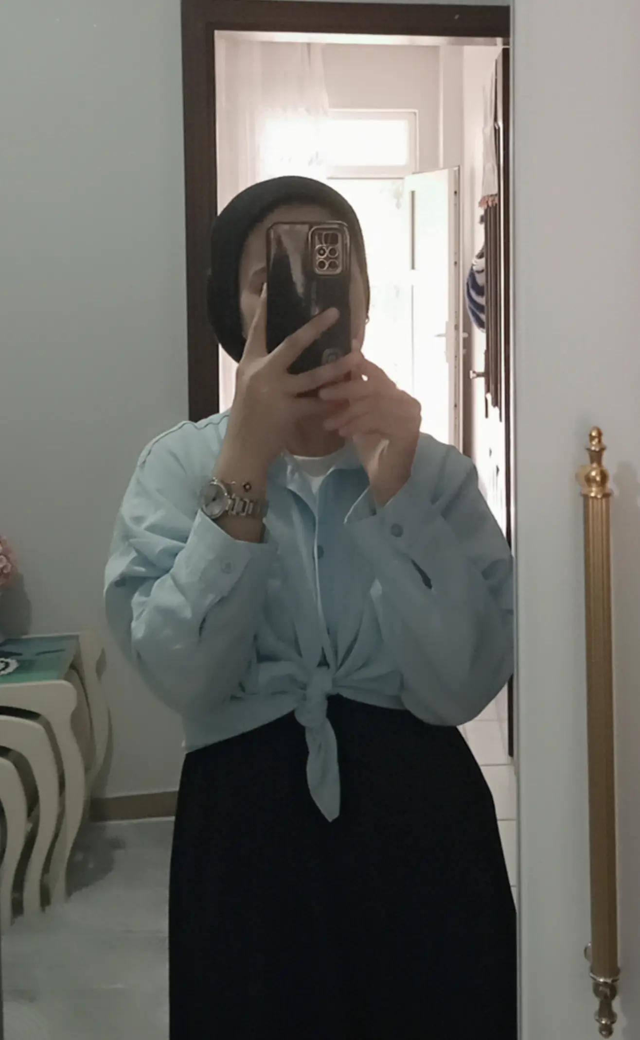@𝑍𝘪𝘭𝘢𝘯𝘯🦋