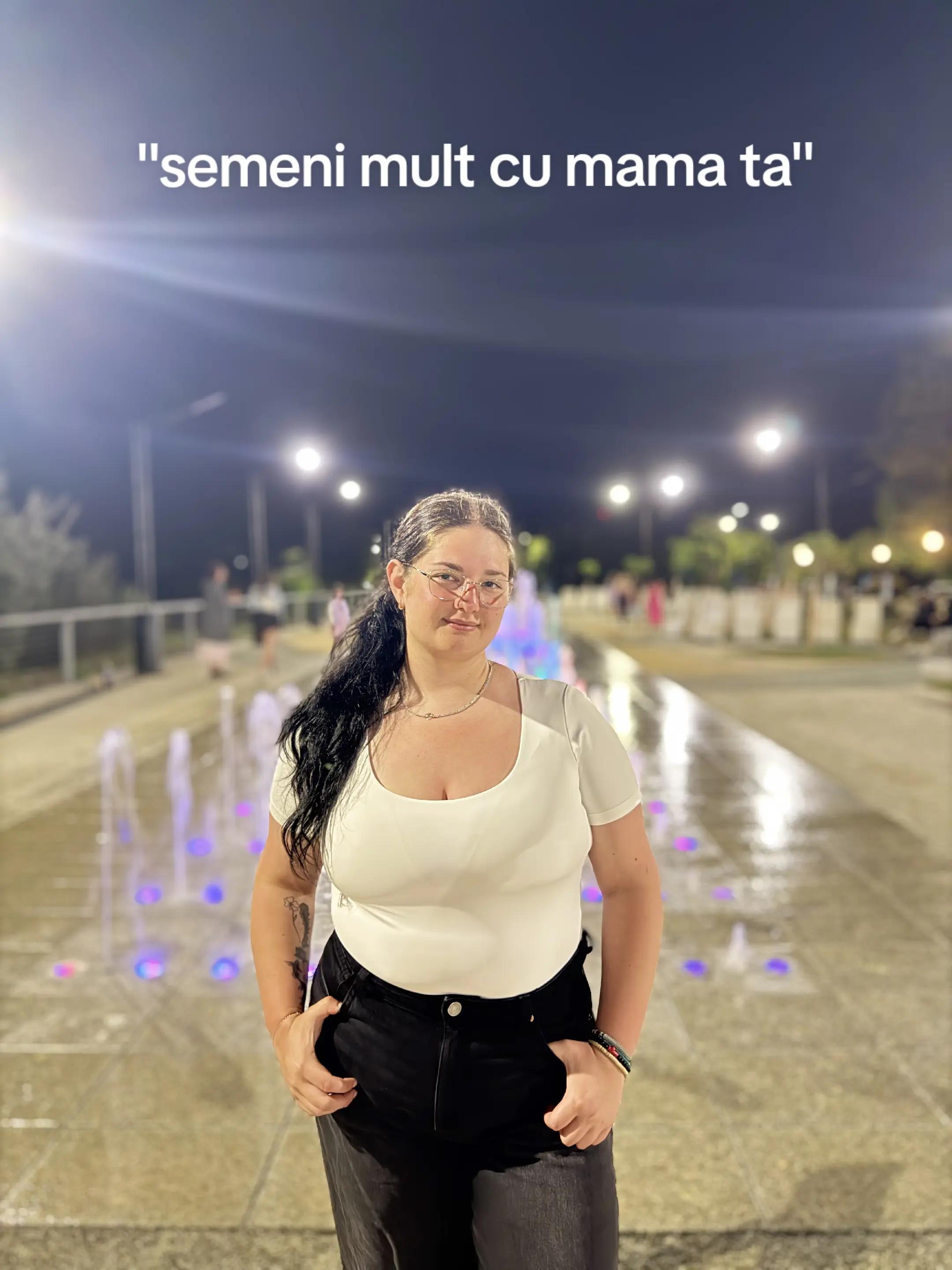 @Denisaa