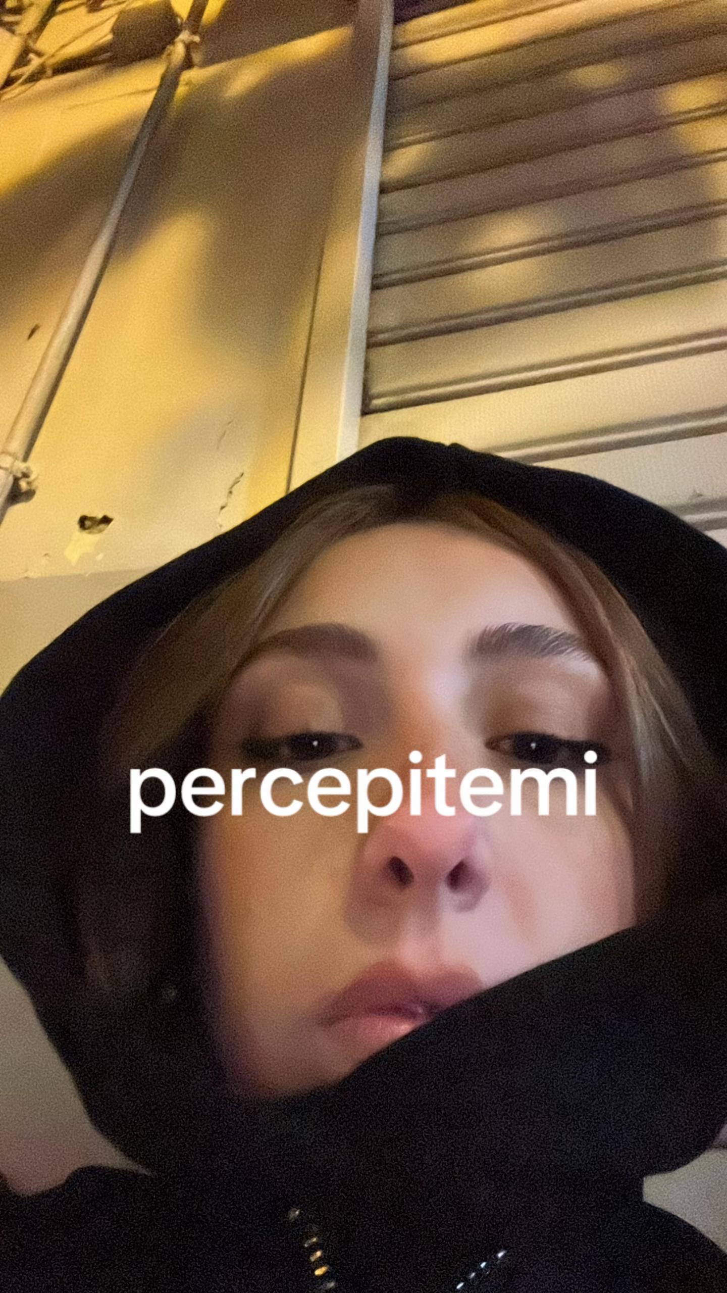 @_lollyss_