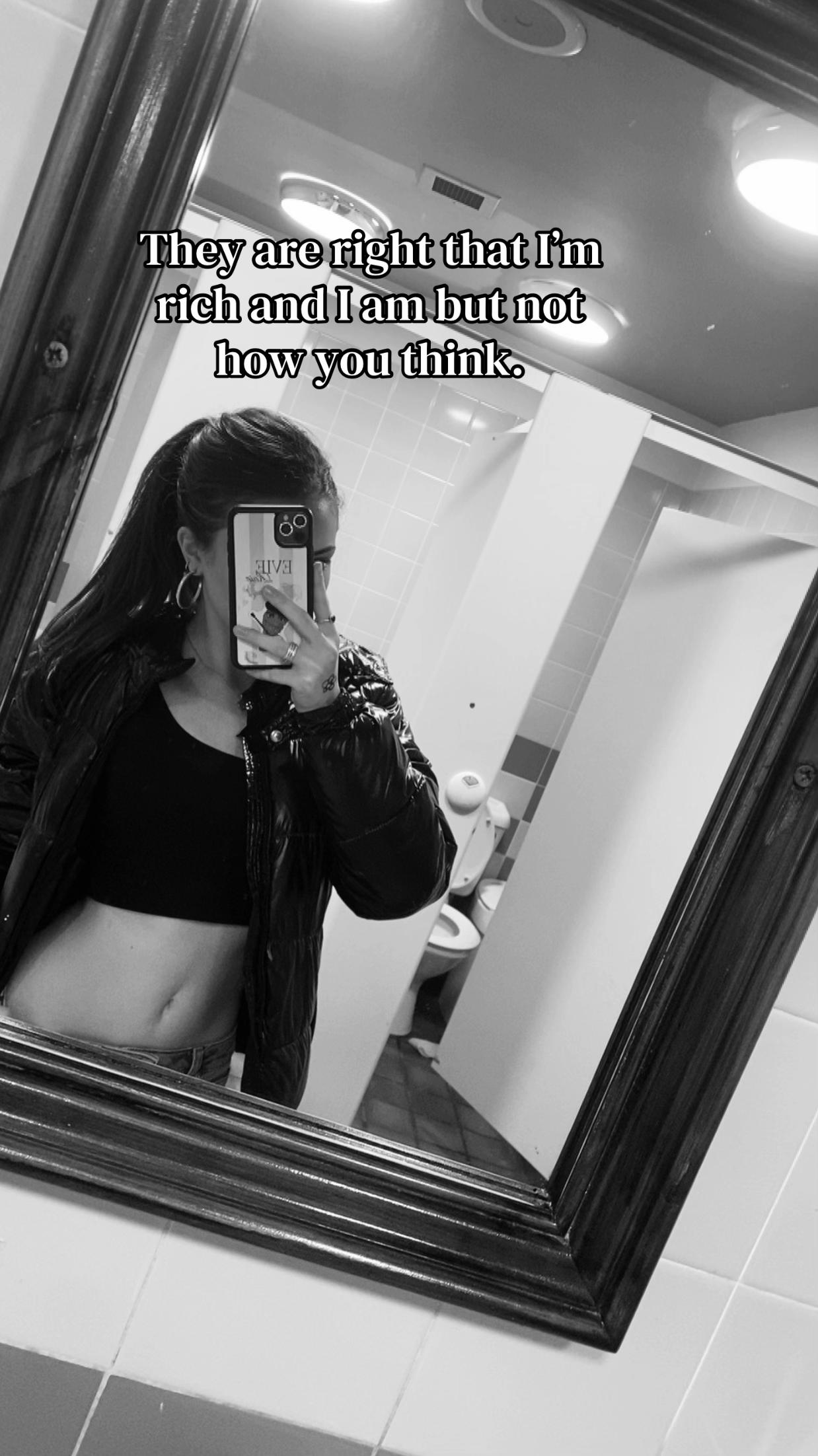 @evierose🫦