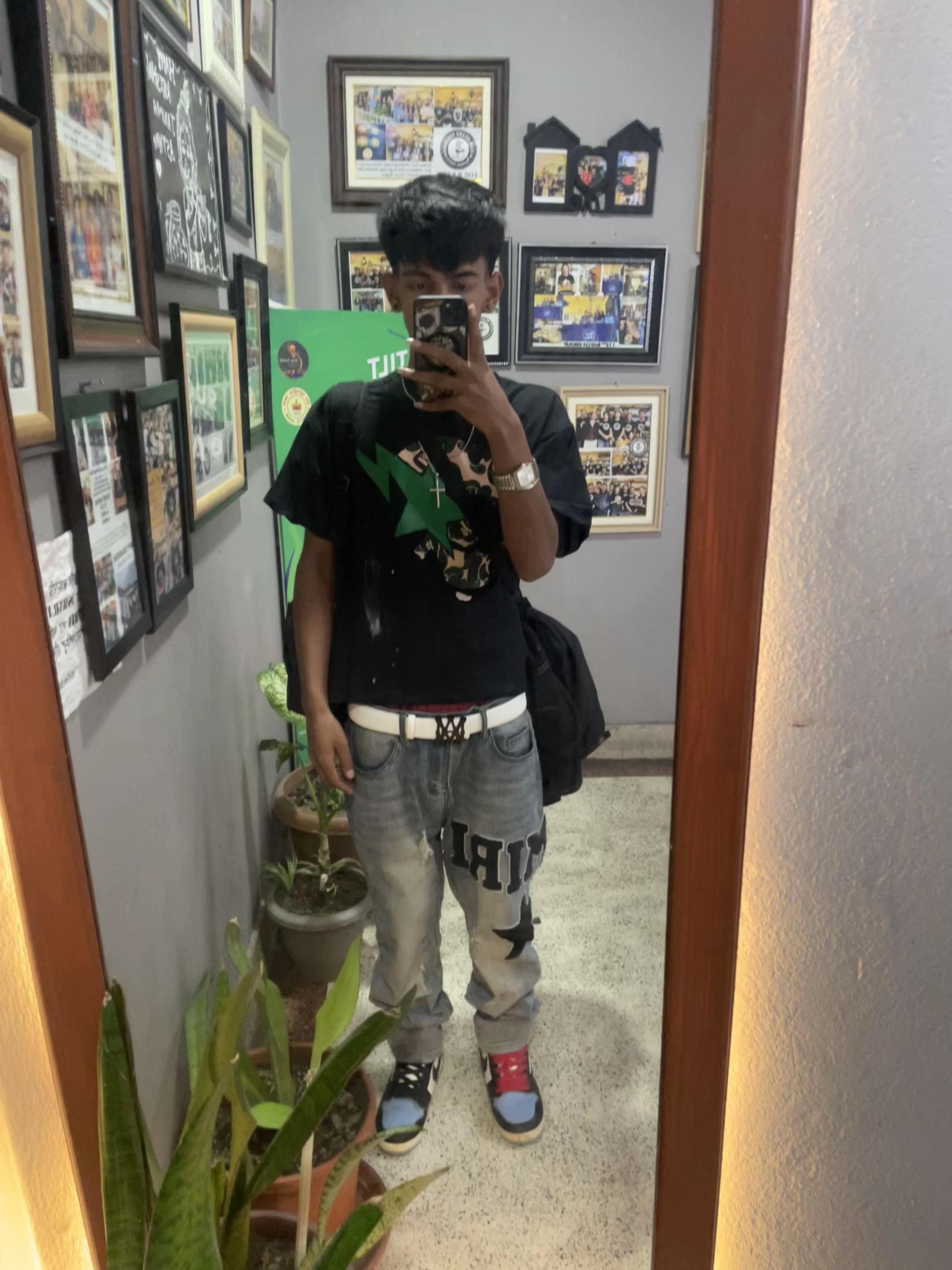 @🕸️Xuseel🕸️
