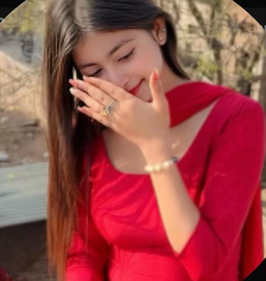 @AYESHA_KHAN_
