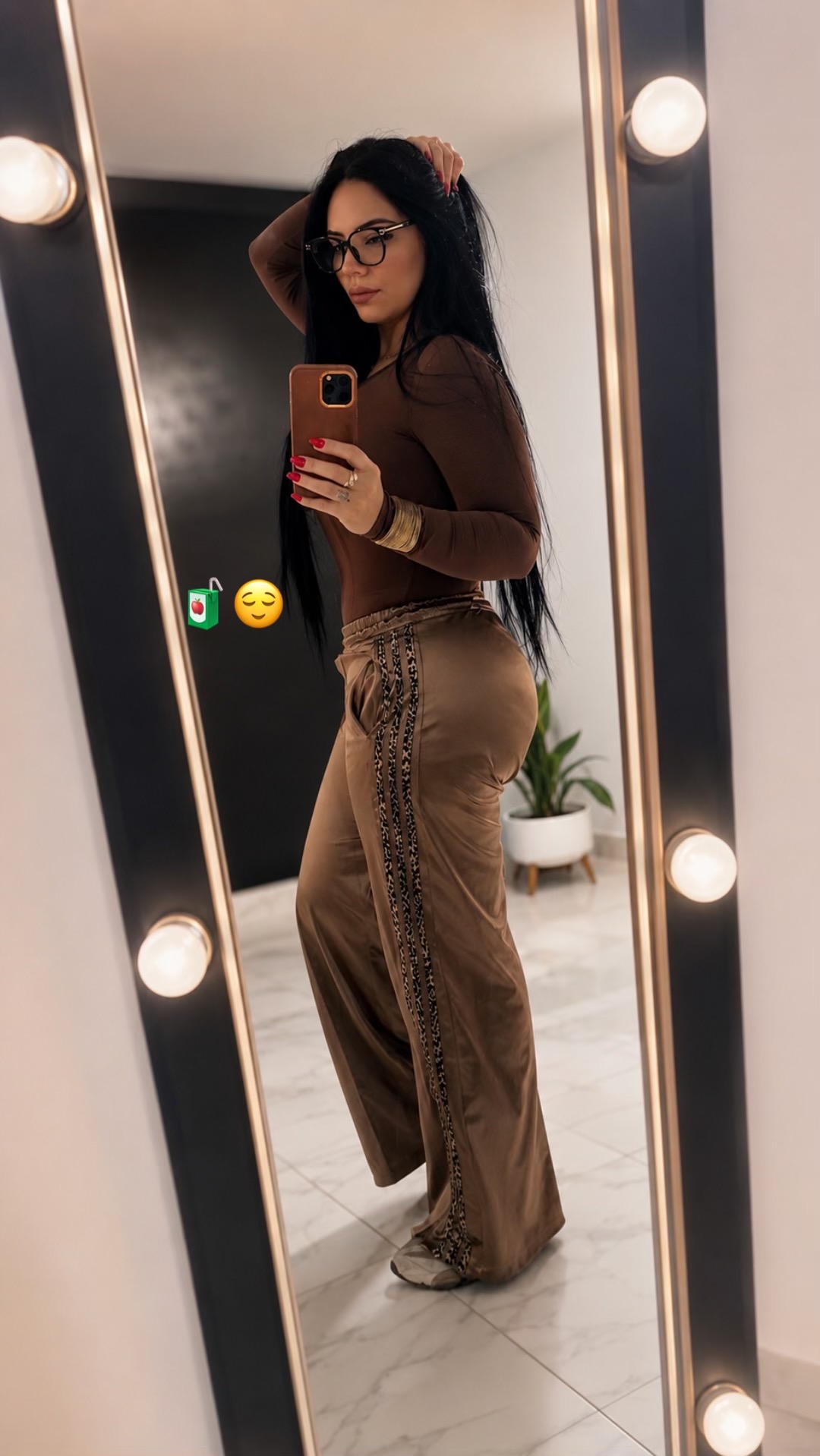 @Melissa 🖤